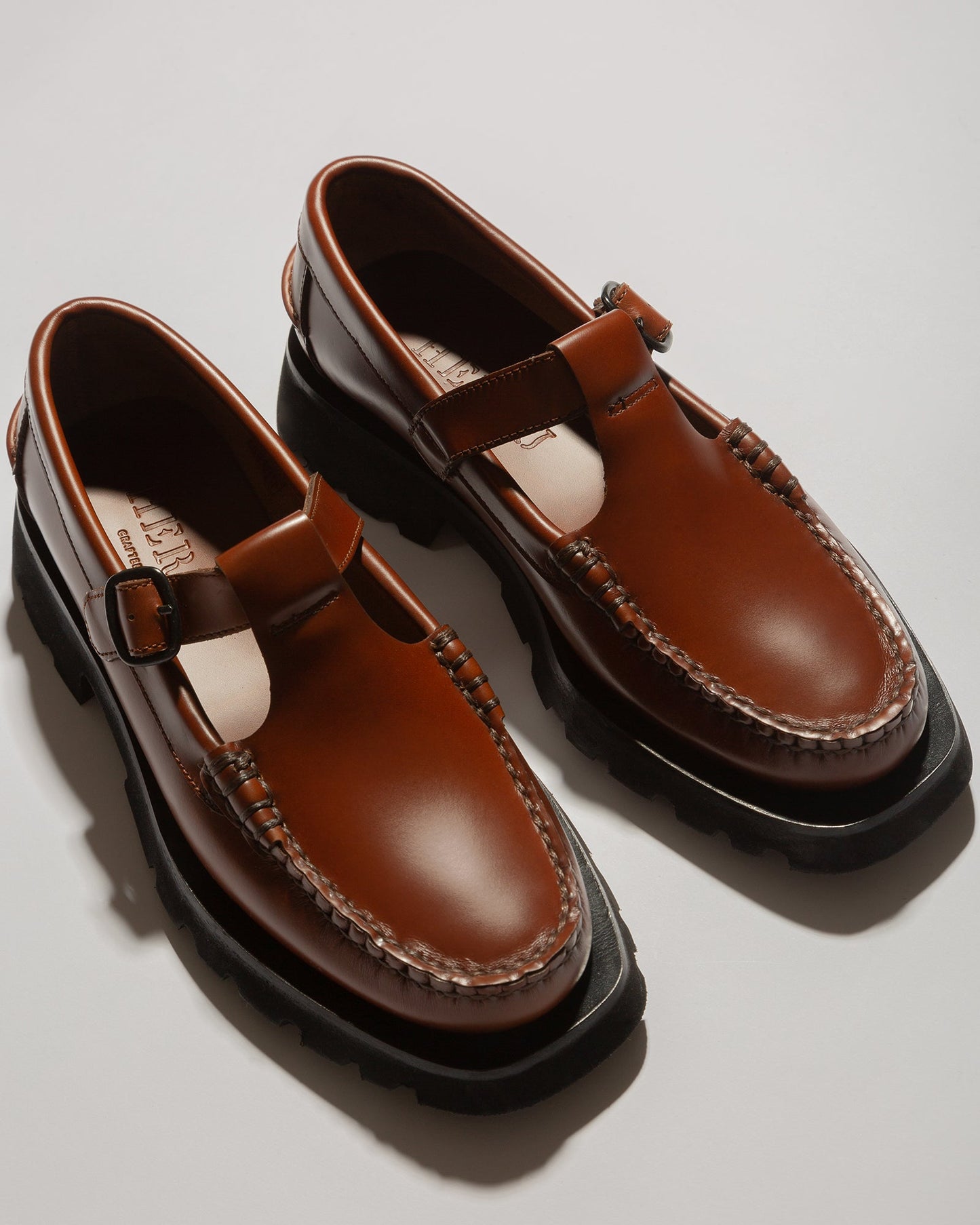Hereu ALBER SPORT - Tread Sole T-Bar Loafer