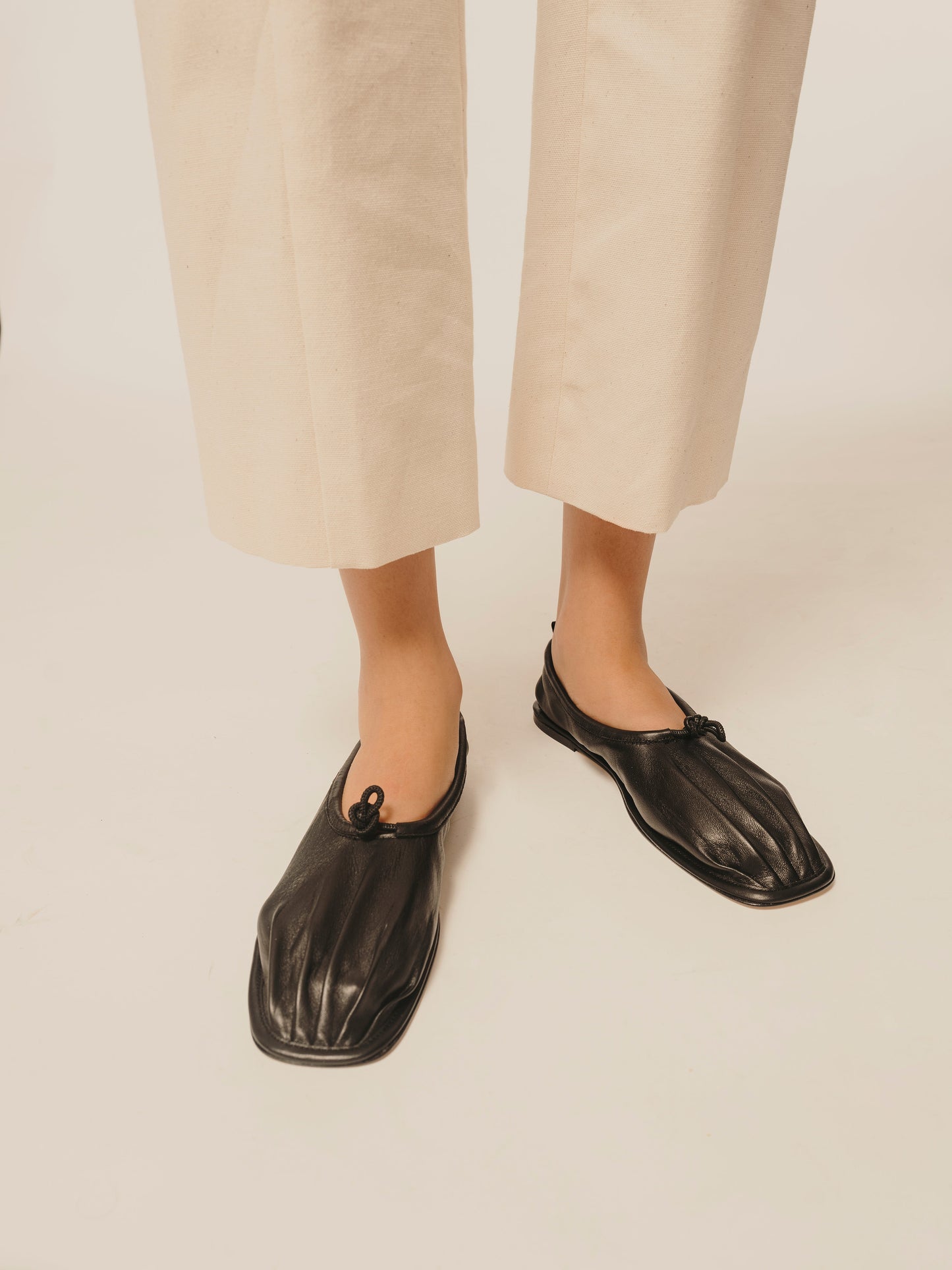 Hereu PUNTERA SUPPLE SHINY - Pleated-Toe Pump