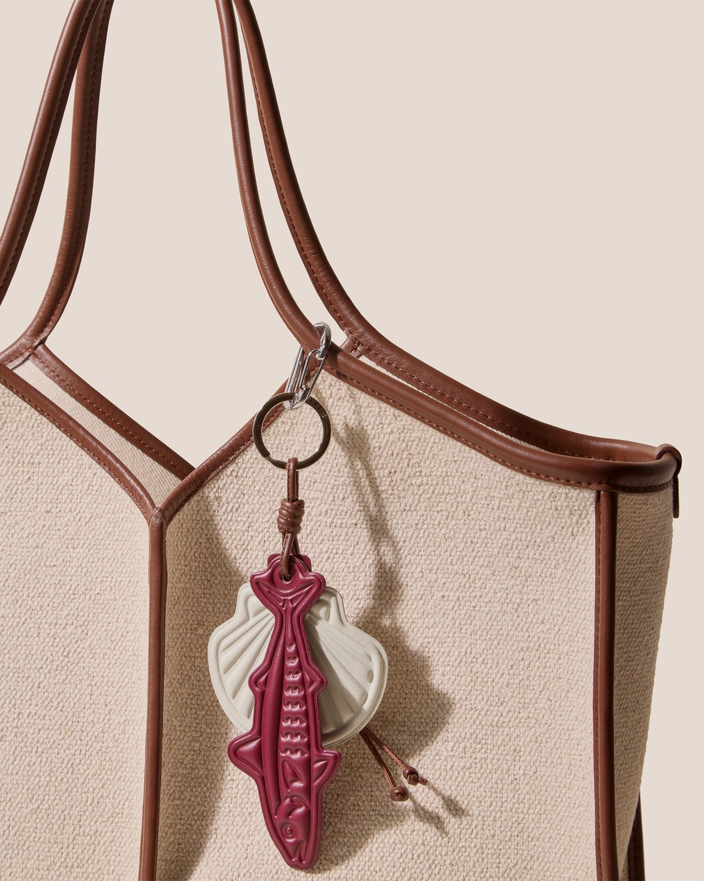 Hereu LAMAR KEYCHAIN - Embossed Leather Keychain