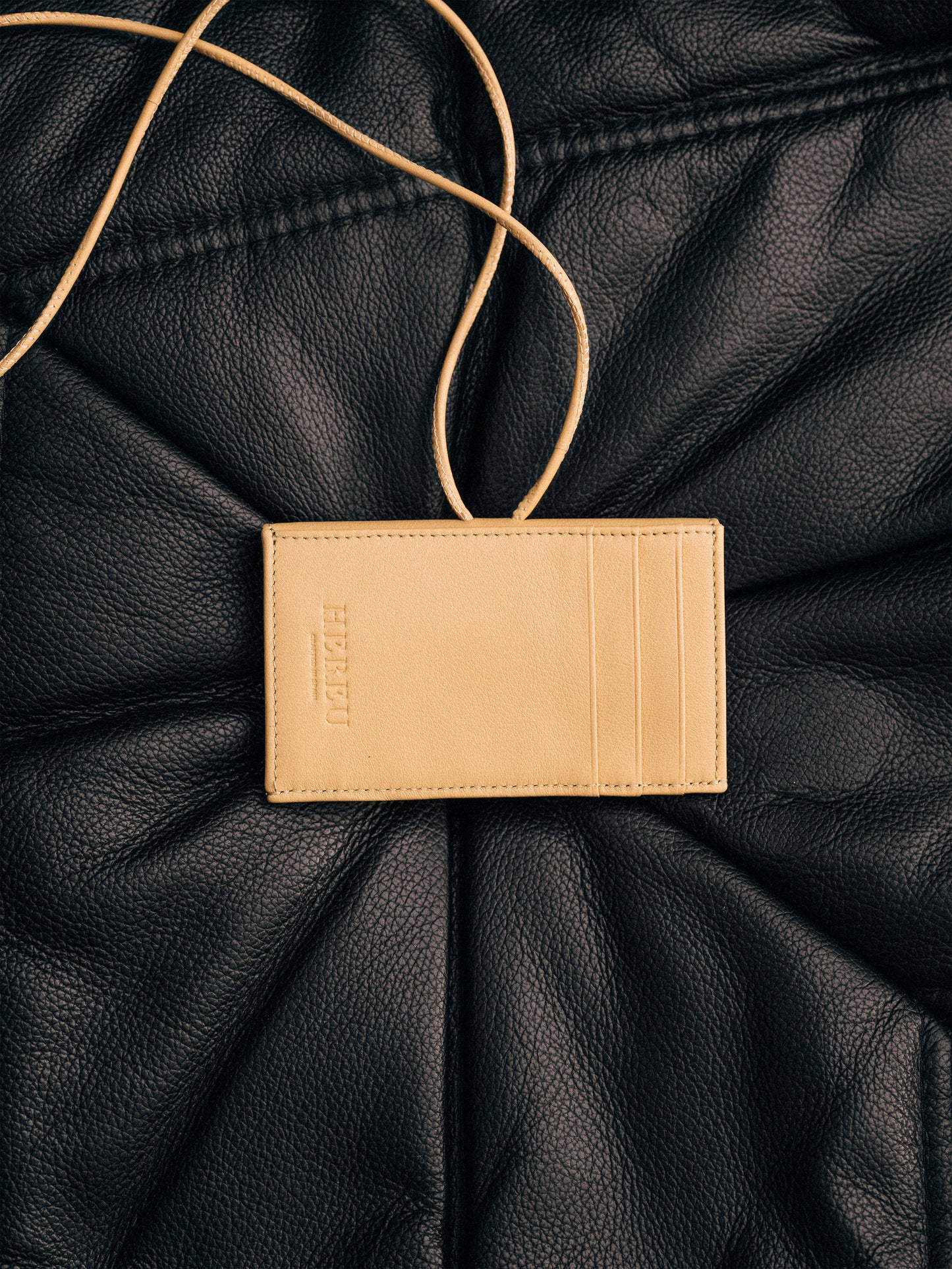 Hereu PENJAT - Leather Wallet with Strap