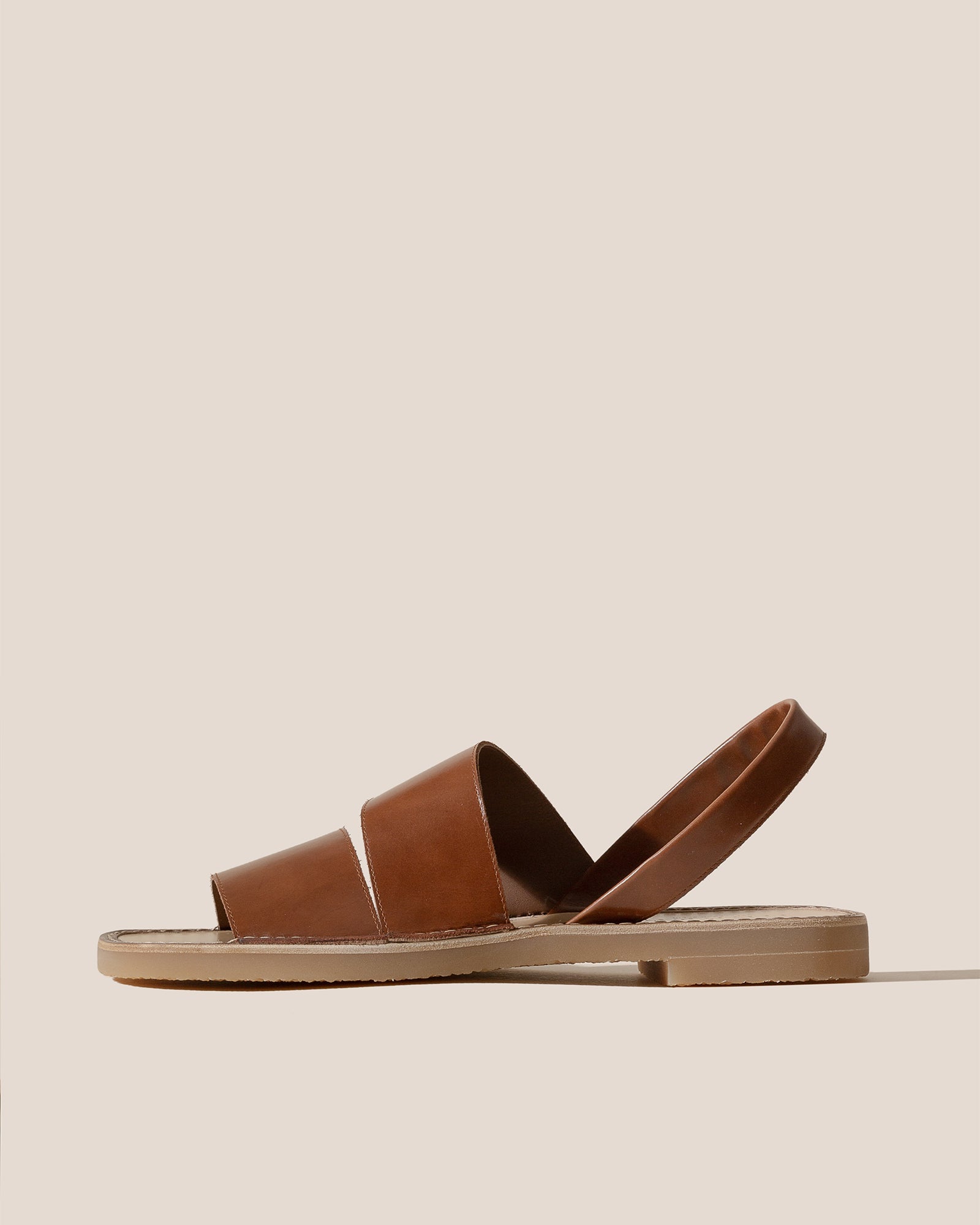 Hereu ALOC RUBBER - Asymmetrical Sandal