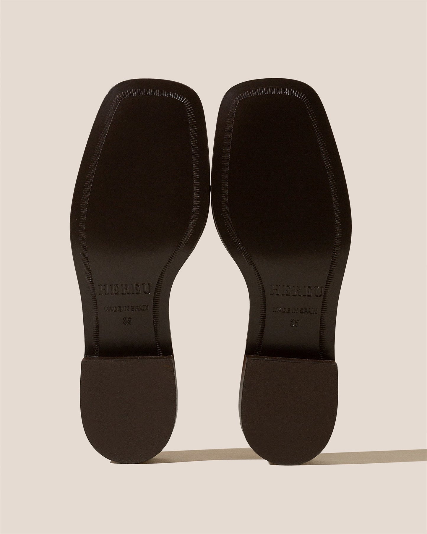 Hereu ALARO - Square-Toe T-bar Sandal
