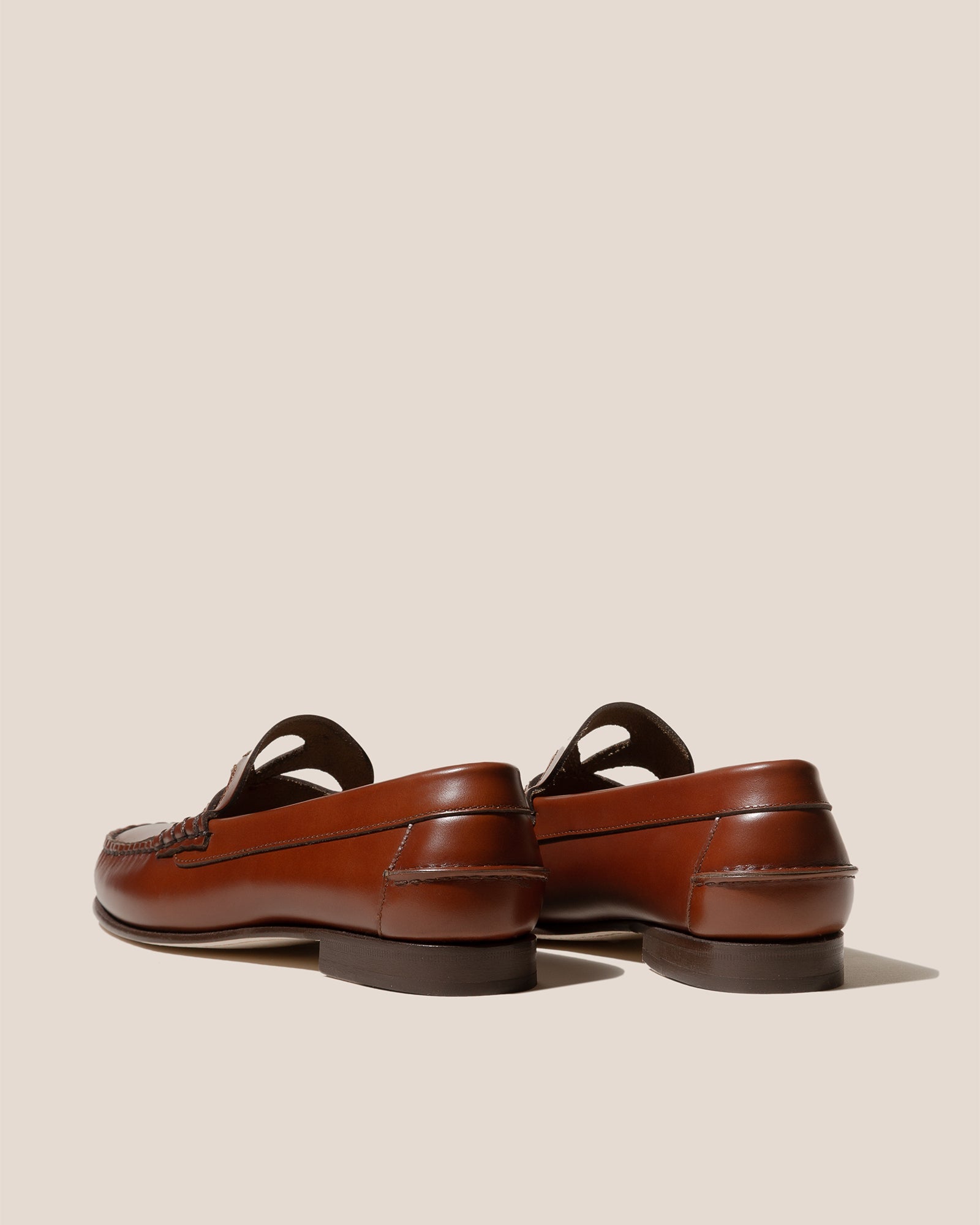 Hereu ANANCLA - Cut-Out Slip-On Loafer