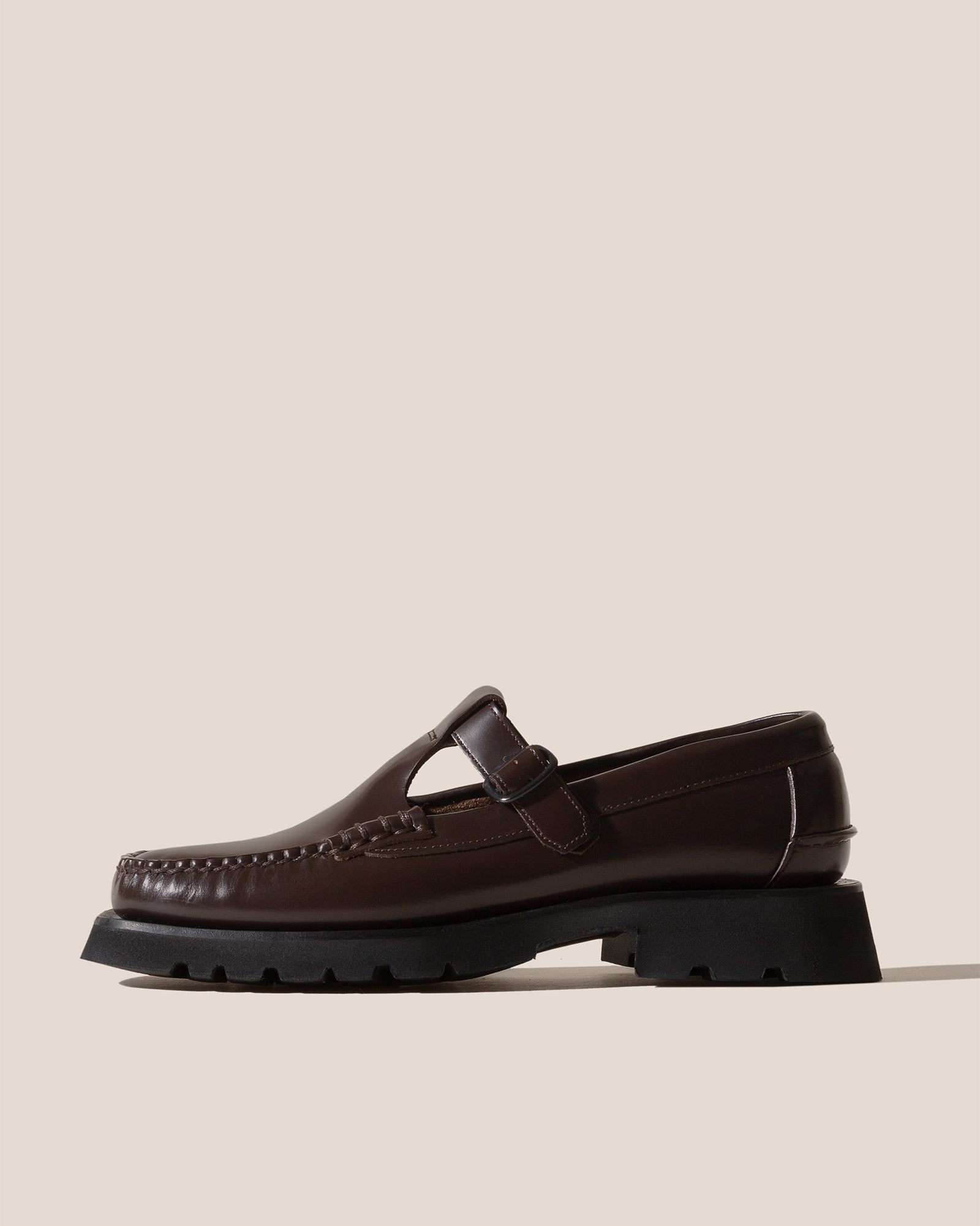 Hereu ALBER SPORT - Tread Sole T-Bar Loafer