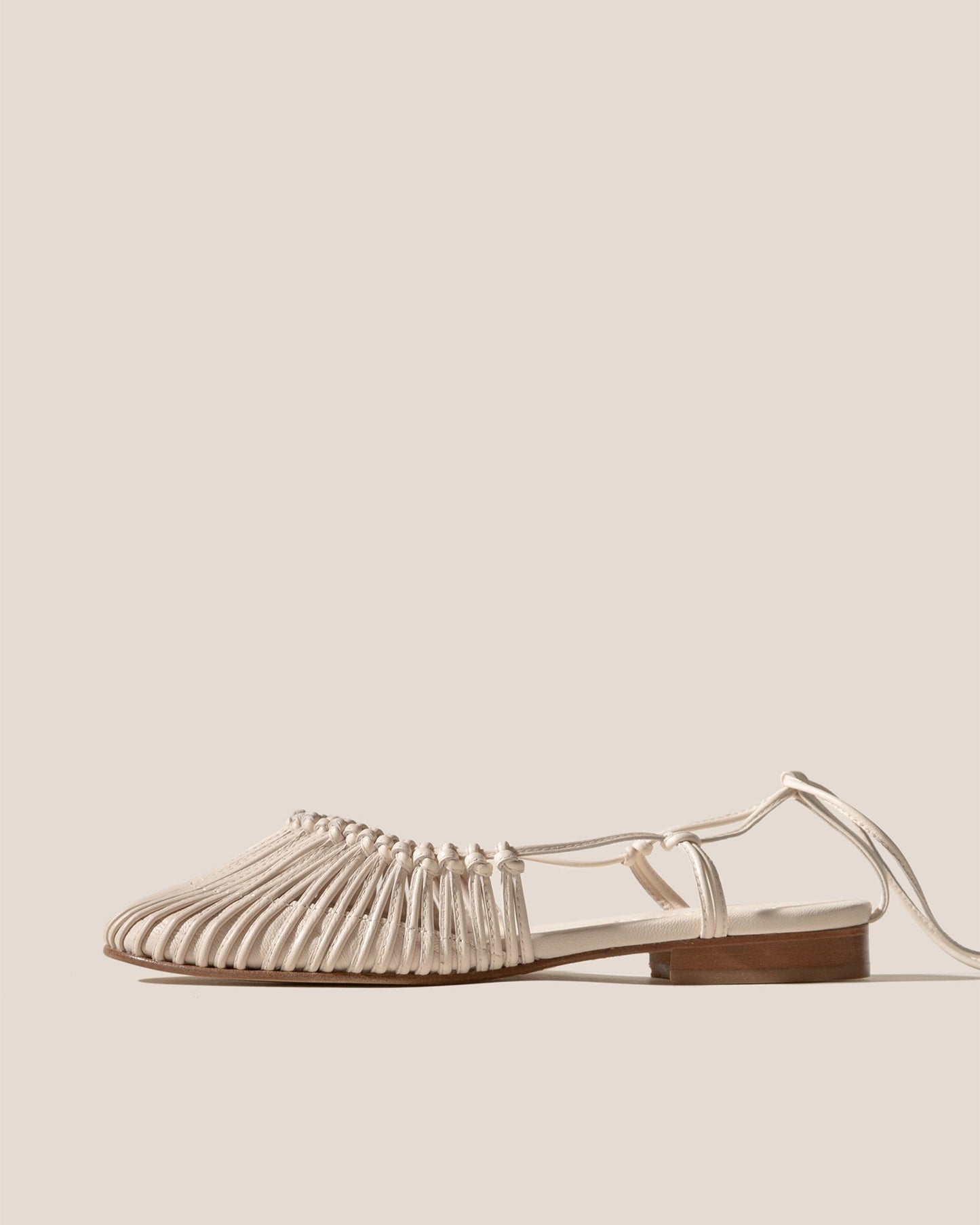 Hereu MANTERA - Round-Toe Knotted Sandal