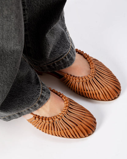 Hereu MANTERA - Round-Toe Knotted Sandal