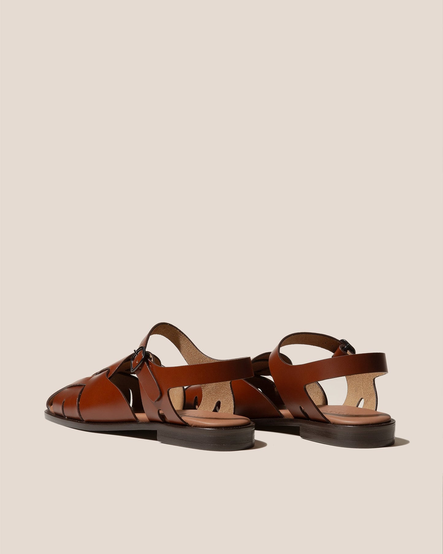 Hereu PEDRA - Squared Closed-Toe Fisherman Sandal