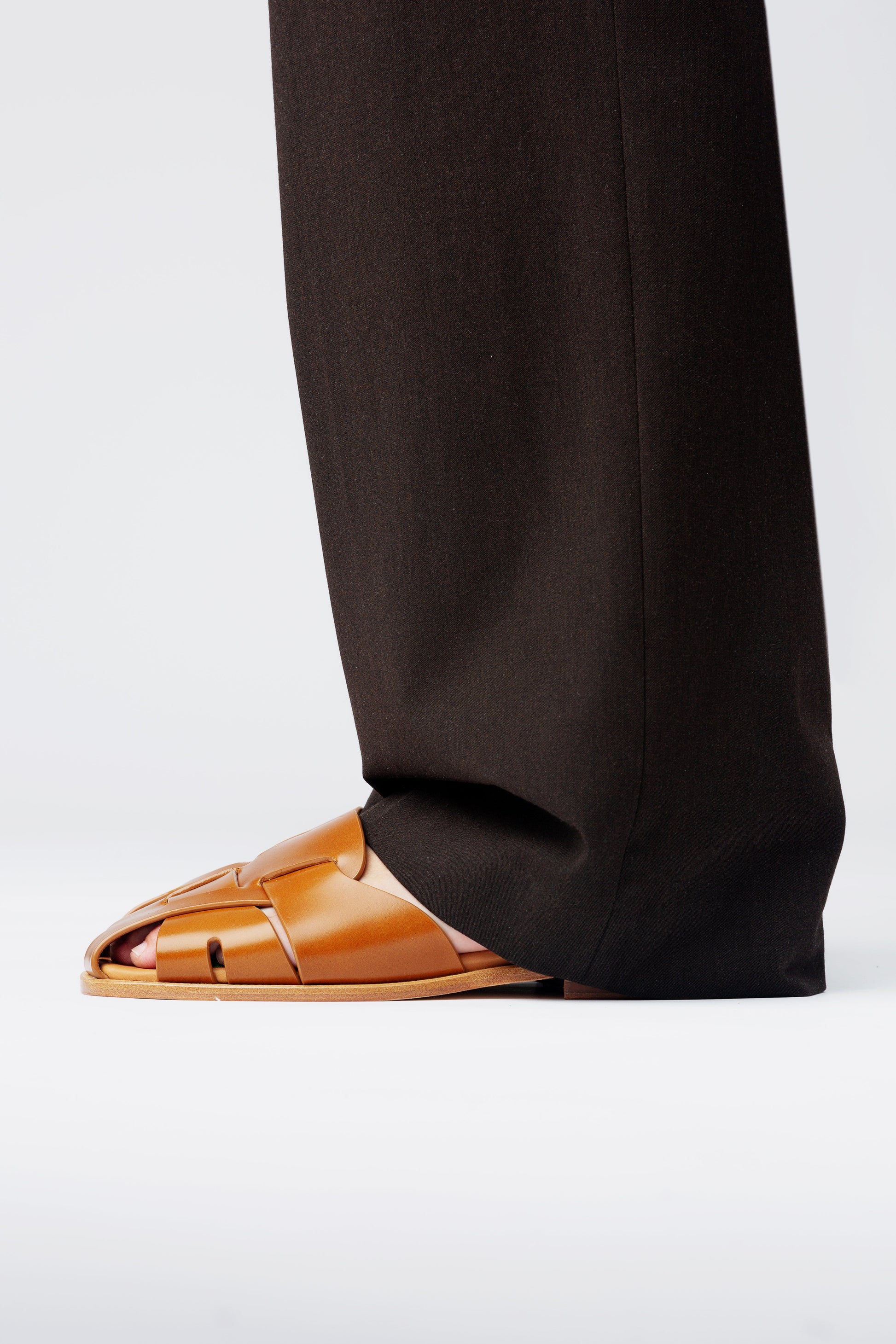 Hereu PEDRA - Squared Closed-Toe Fisherman Sandal