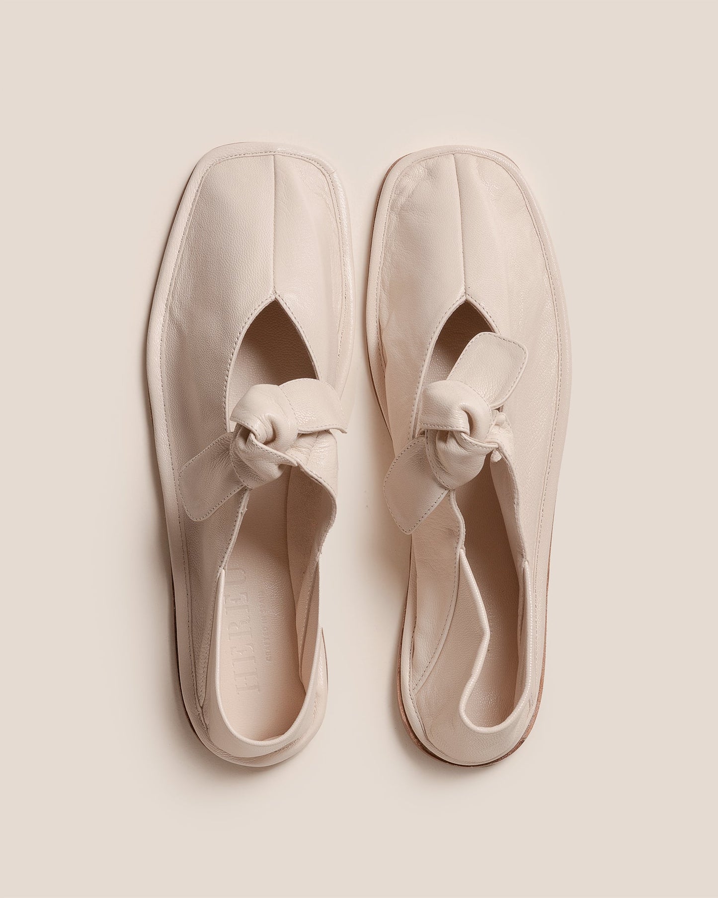 Hereu LLASADA SUPPLE SHINY - Front-Knot Pump