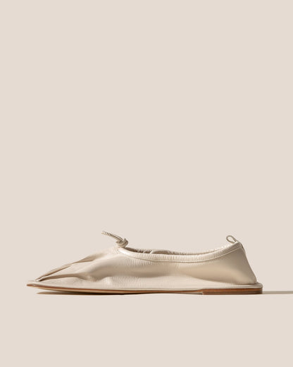 Hereu PUNTERA SUPPLE SHINY - Pleated-Toe Pump