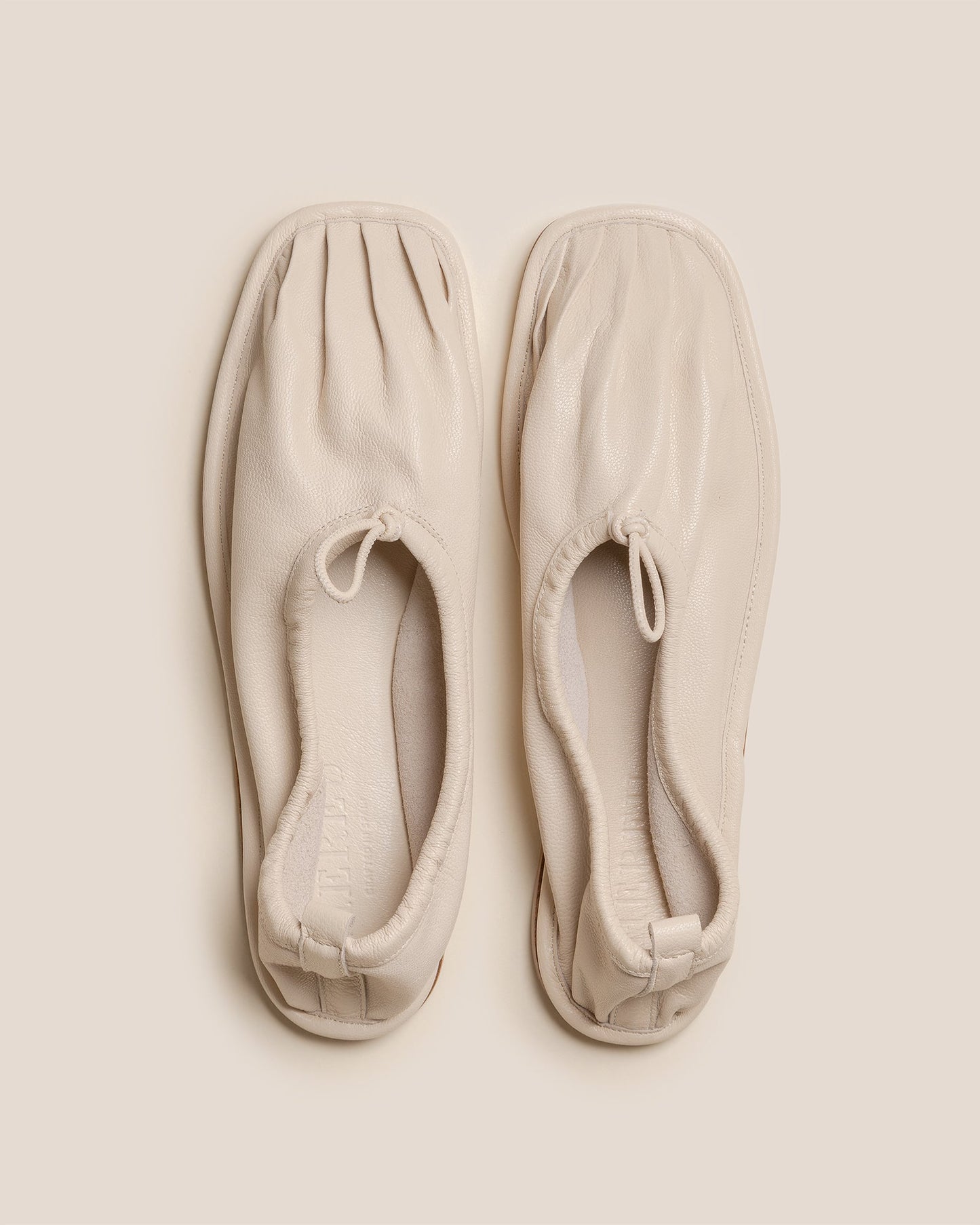 Hereu PUNTERA SUPPLE SHINY - Pleated-Toe Pump