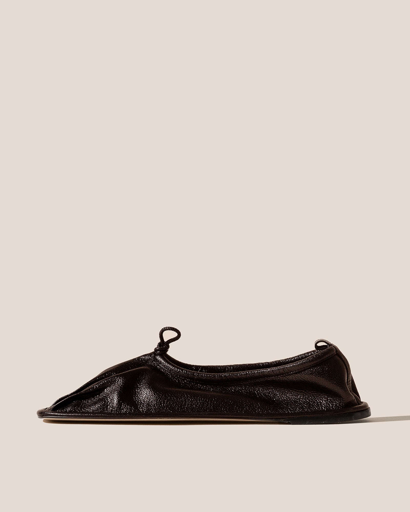 Hereu PUNTERA SUPPLE SHINY - Pleated-Toe Pump