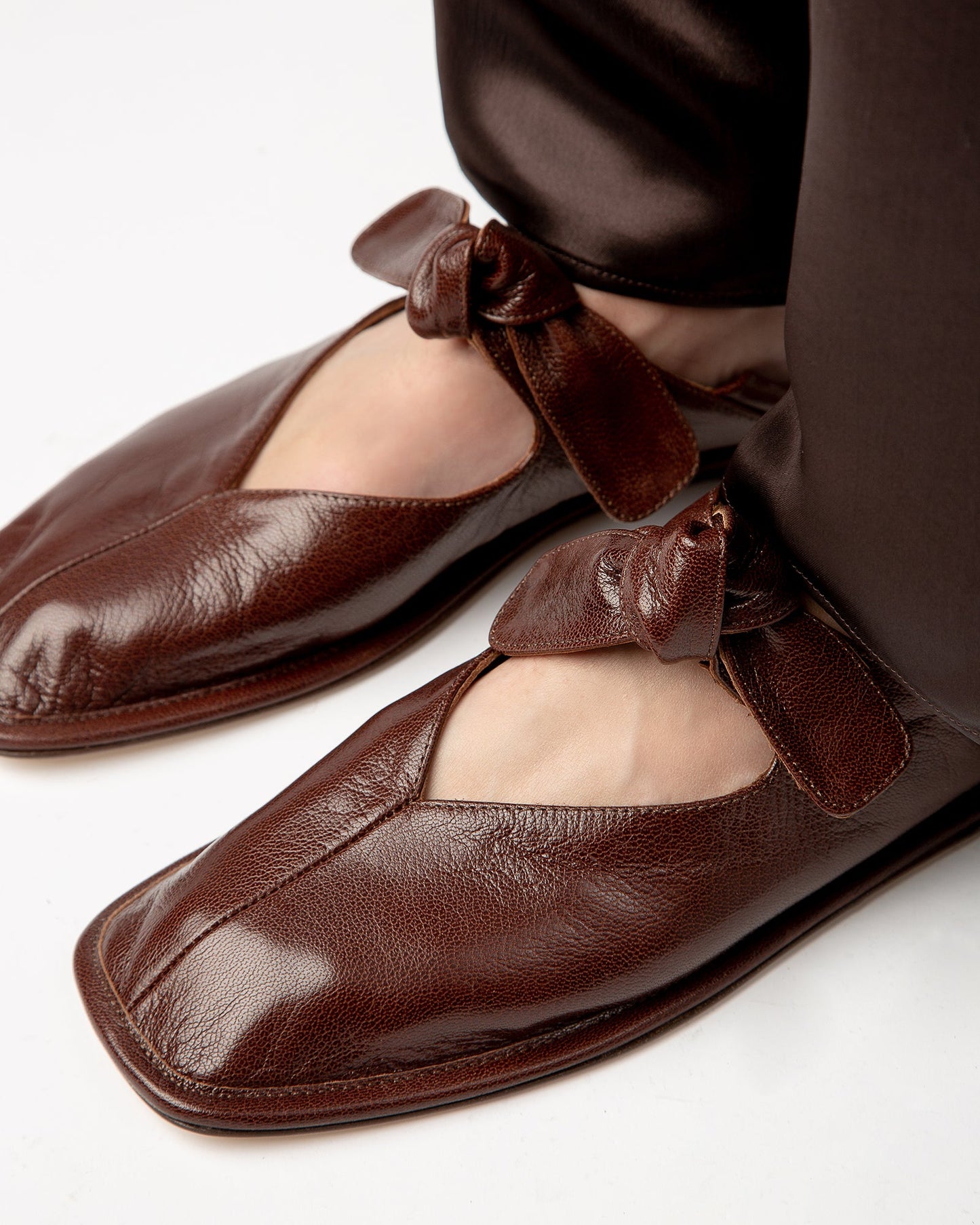 Hereu LLASADA SUPPLE SHINY - Front-Knot Pump