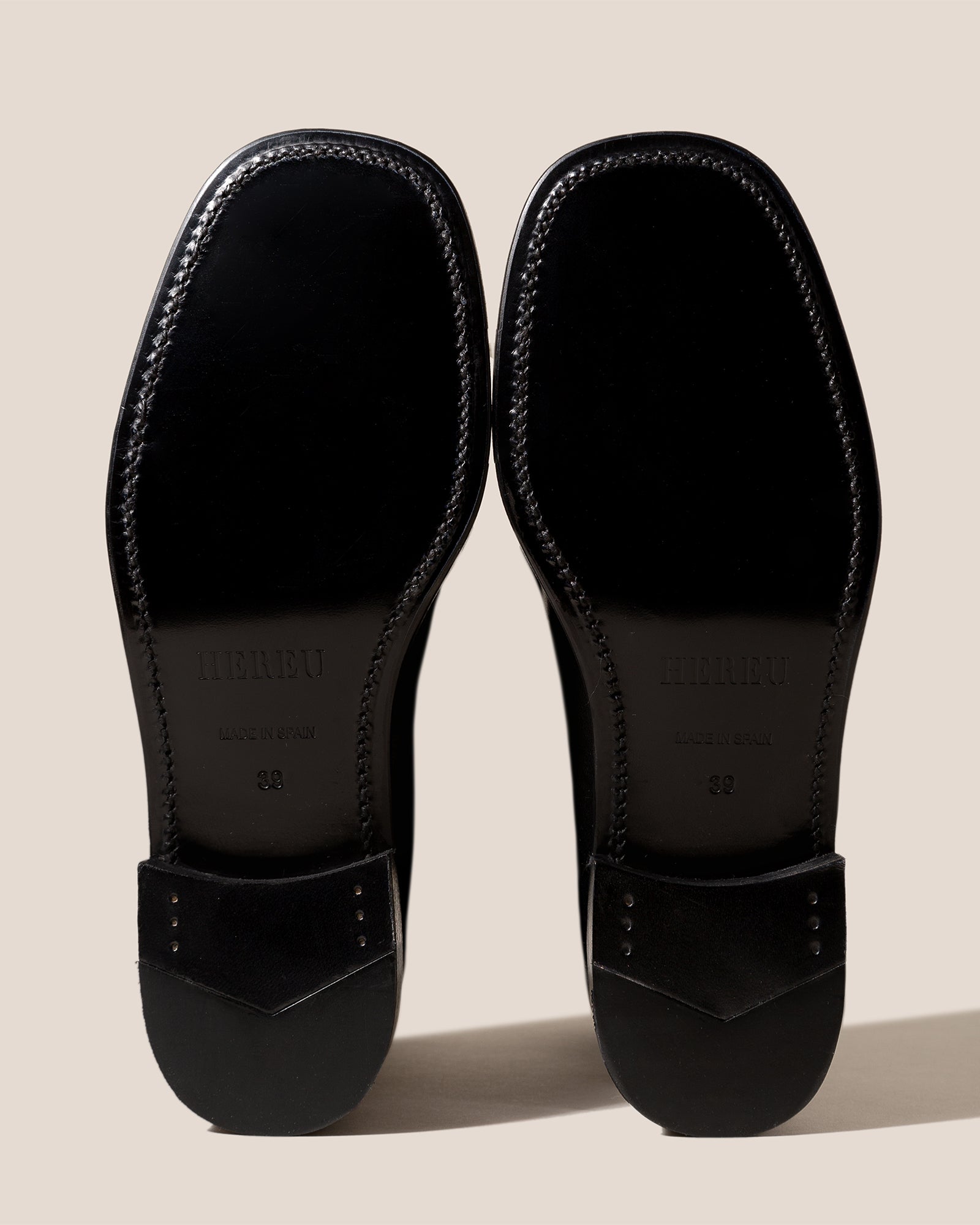 Hereu SALA - Square-Toe Low-Heeled Pump