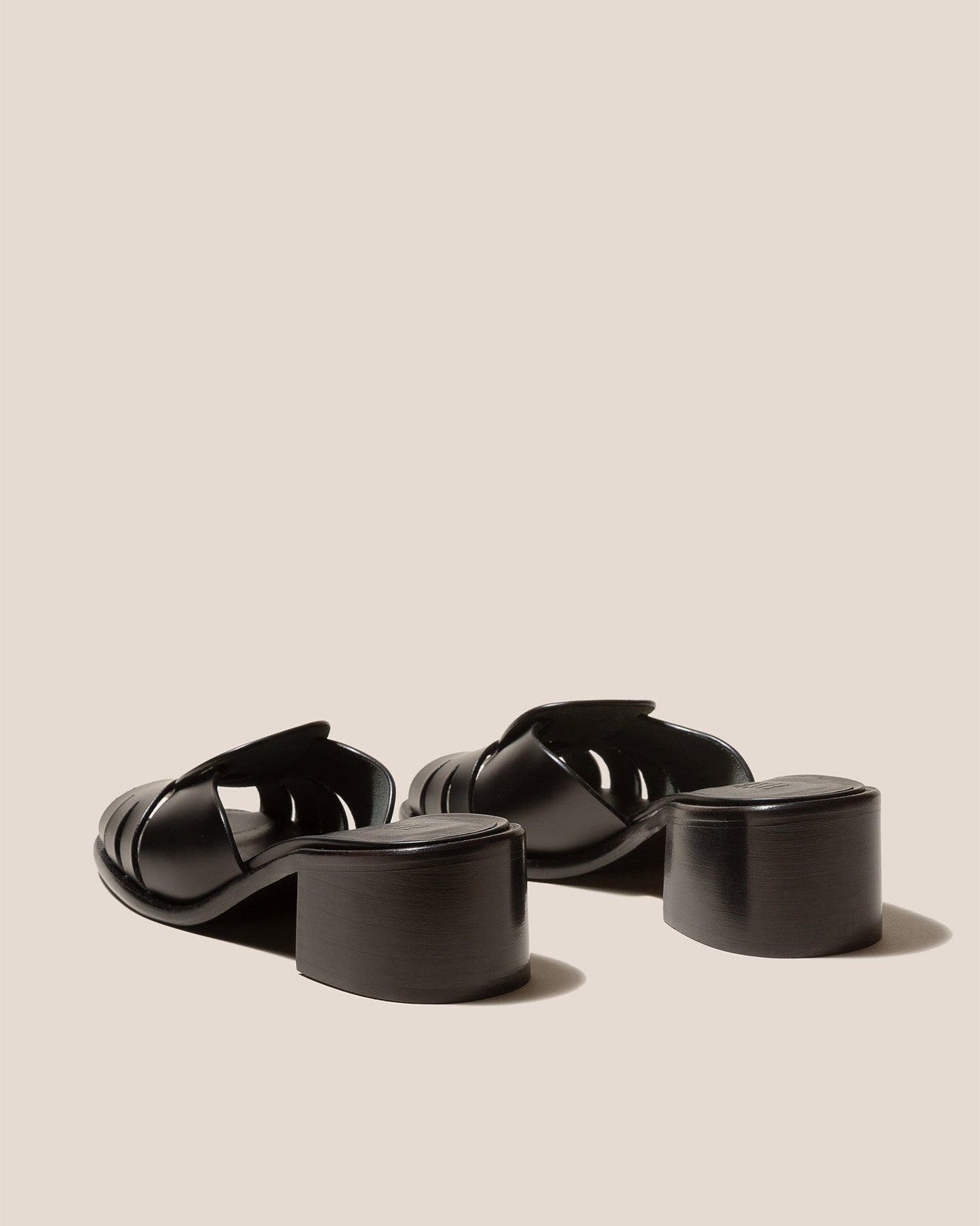 Hereu ANCORA SQUARED HEELED SLIDE - Heeled Fisherman Slide