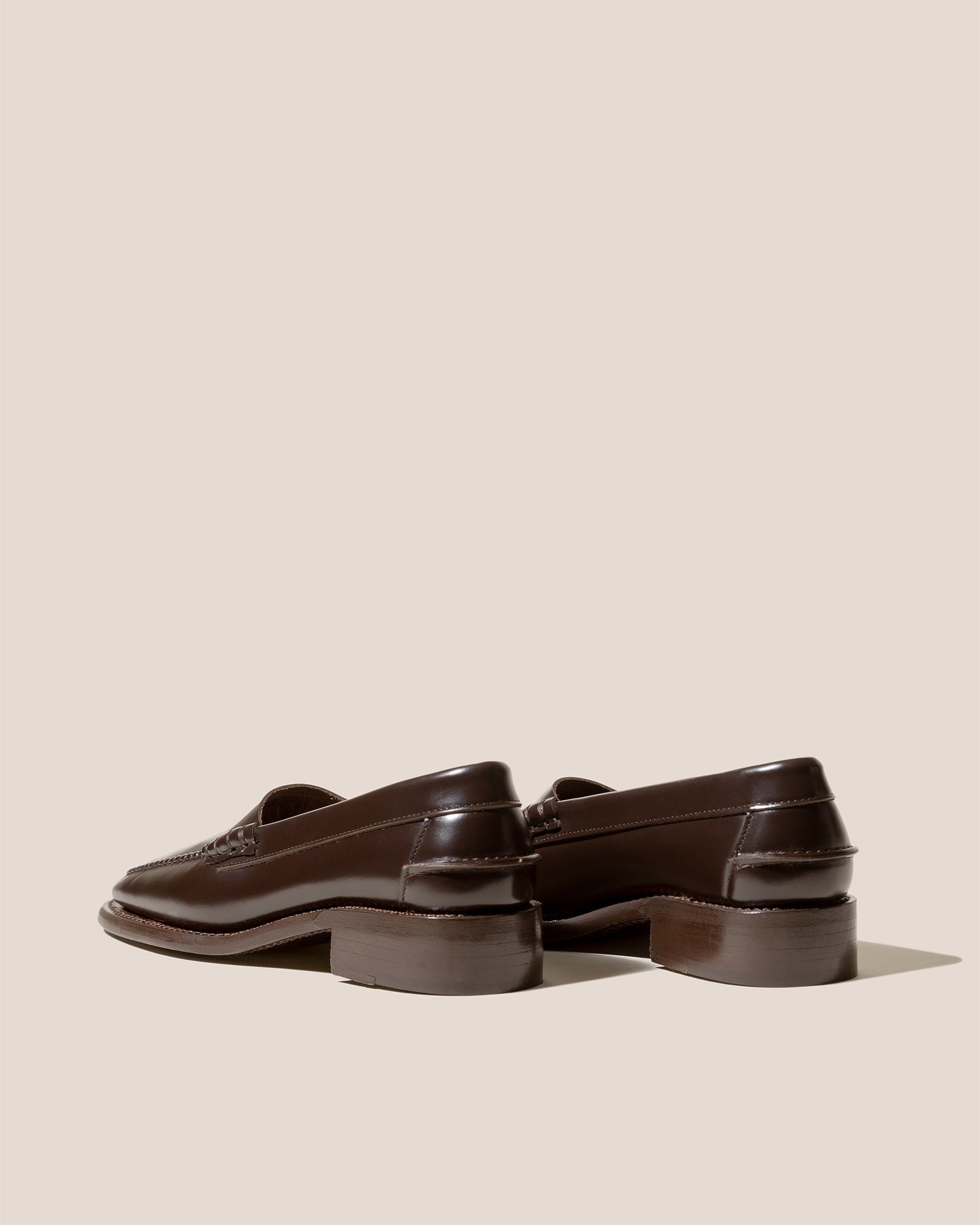 Hereu SALA - Square-Toe Low-Heeled Pump