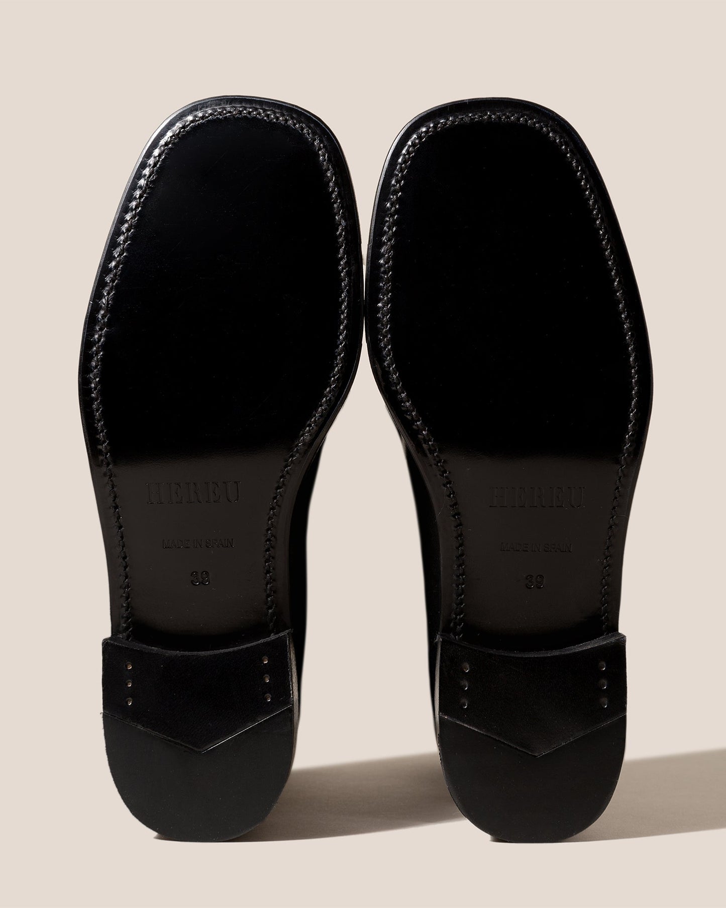 Hereu SALA - Square-Toe Low-Heeled Pump