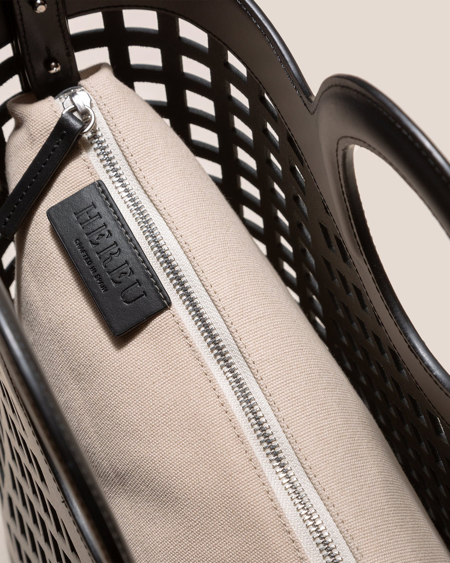 Hereu COLMADO - Cut-out Leather Tote Bag