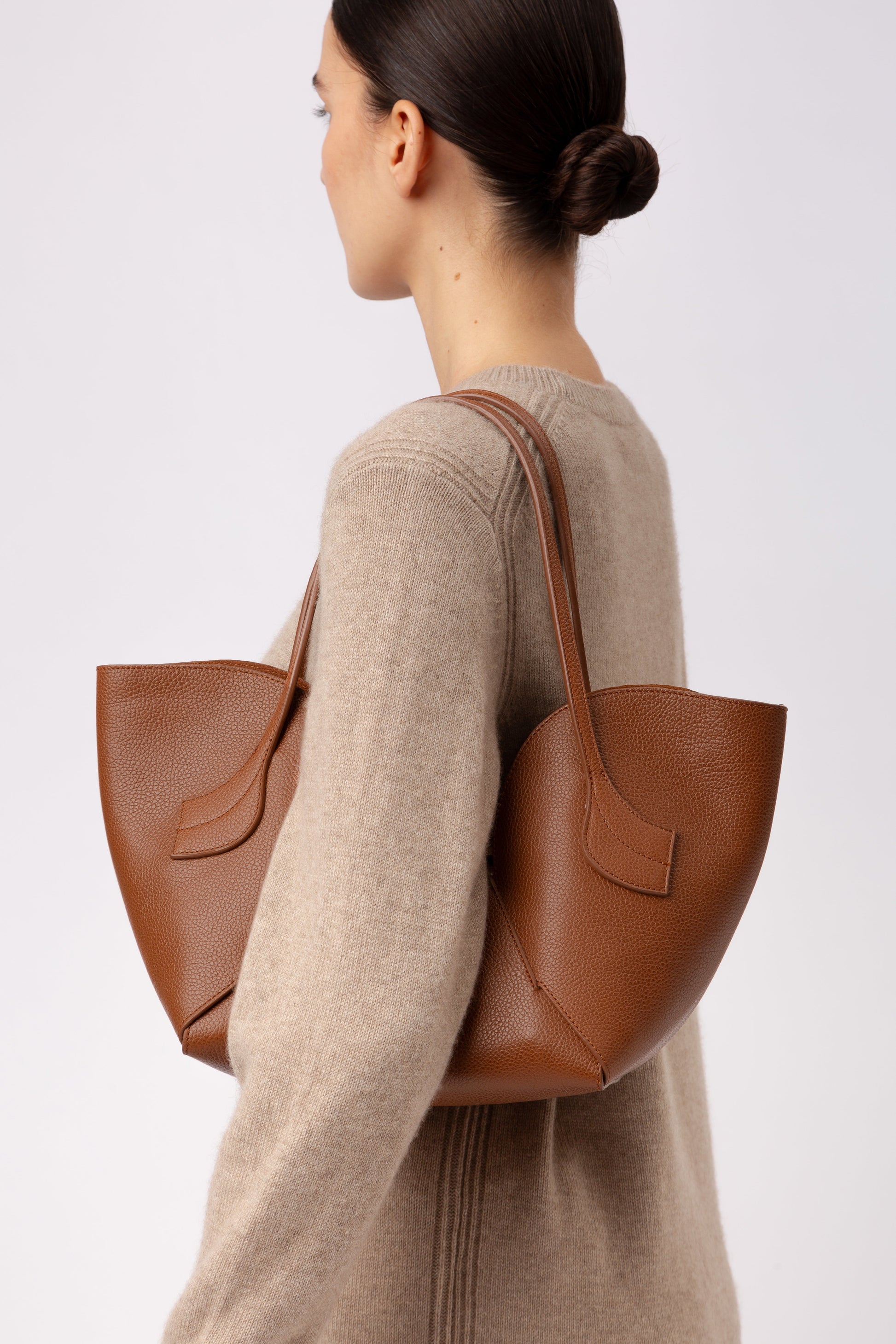 Hereu SEPAL S GRAINY - Tulip Shape Zipped Tote Bag