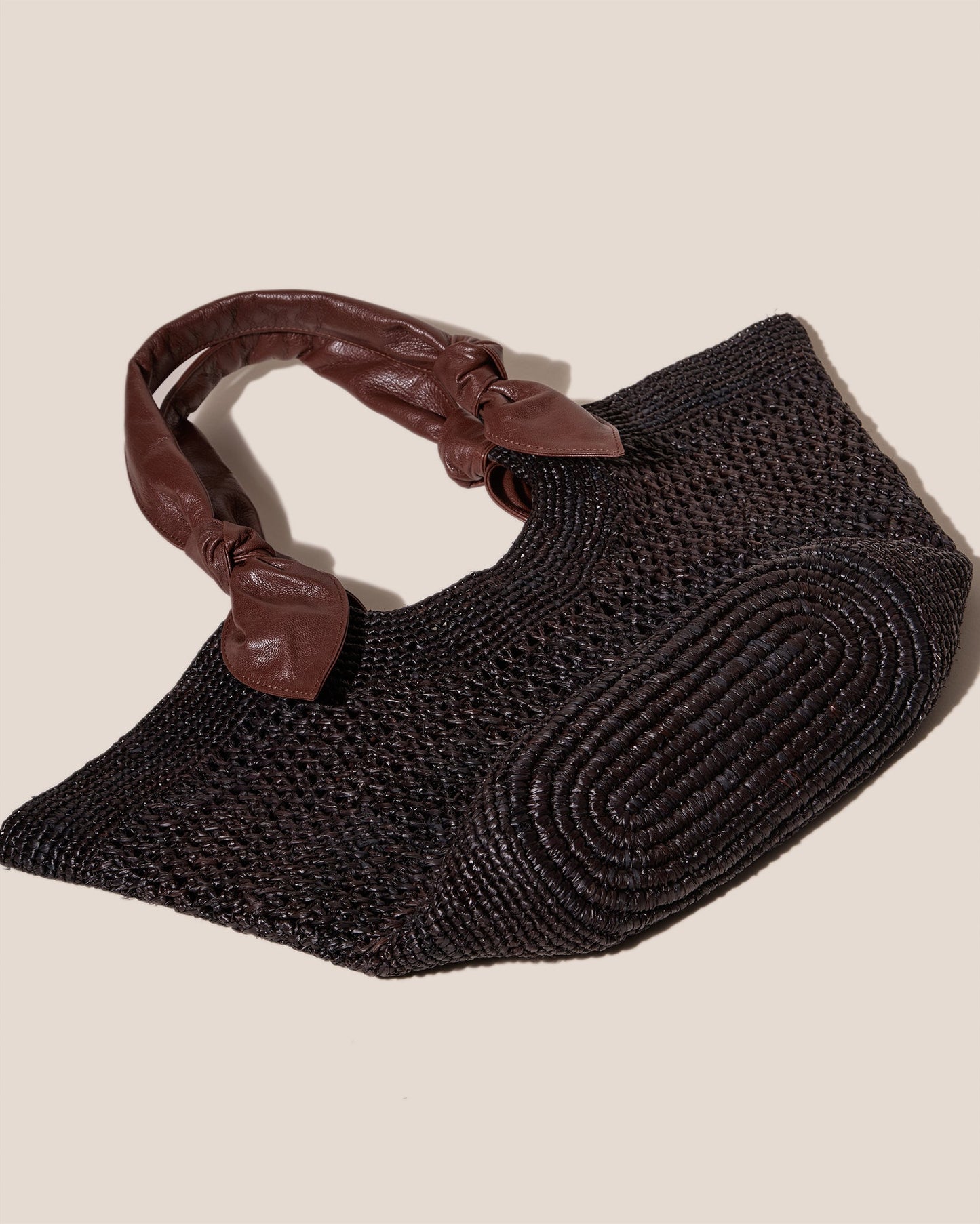 Hereu FONOL - Crocheted Raffia Basket