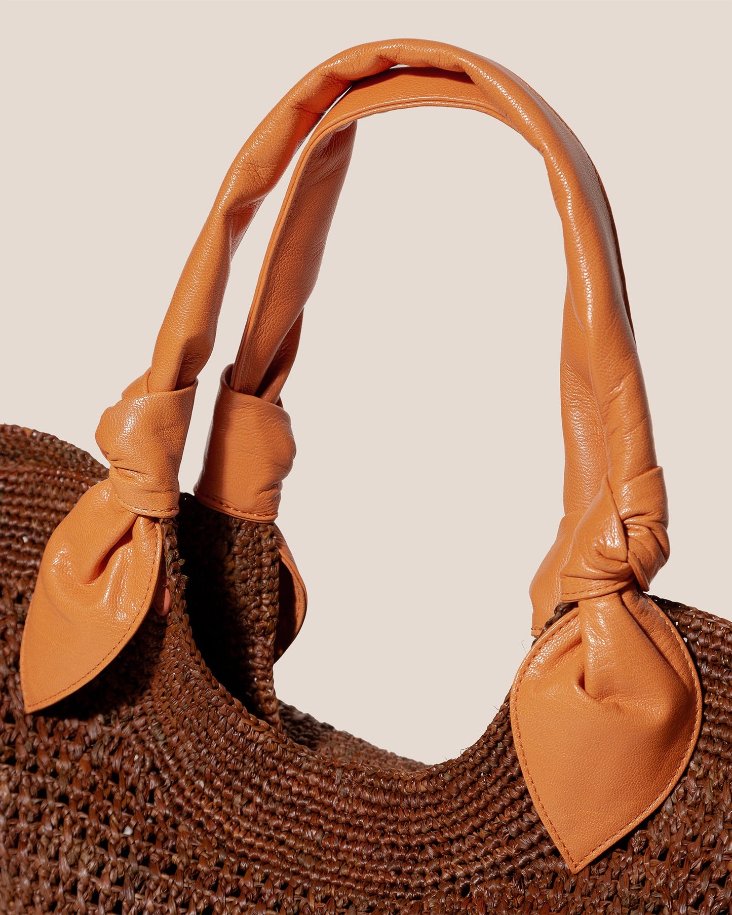 Hereu FONOL - Crocheted Raffia Basket