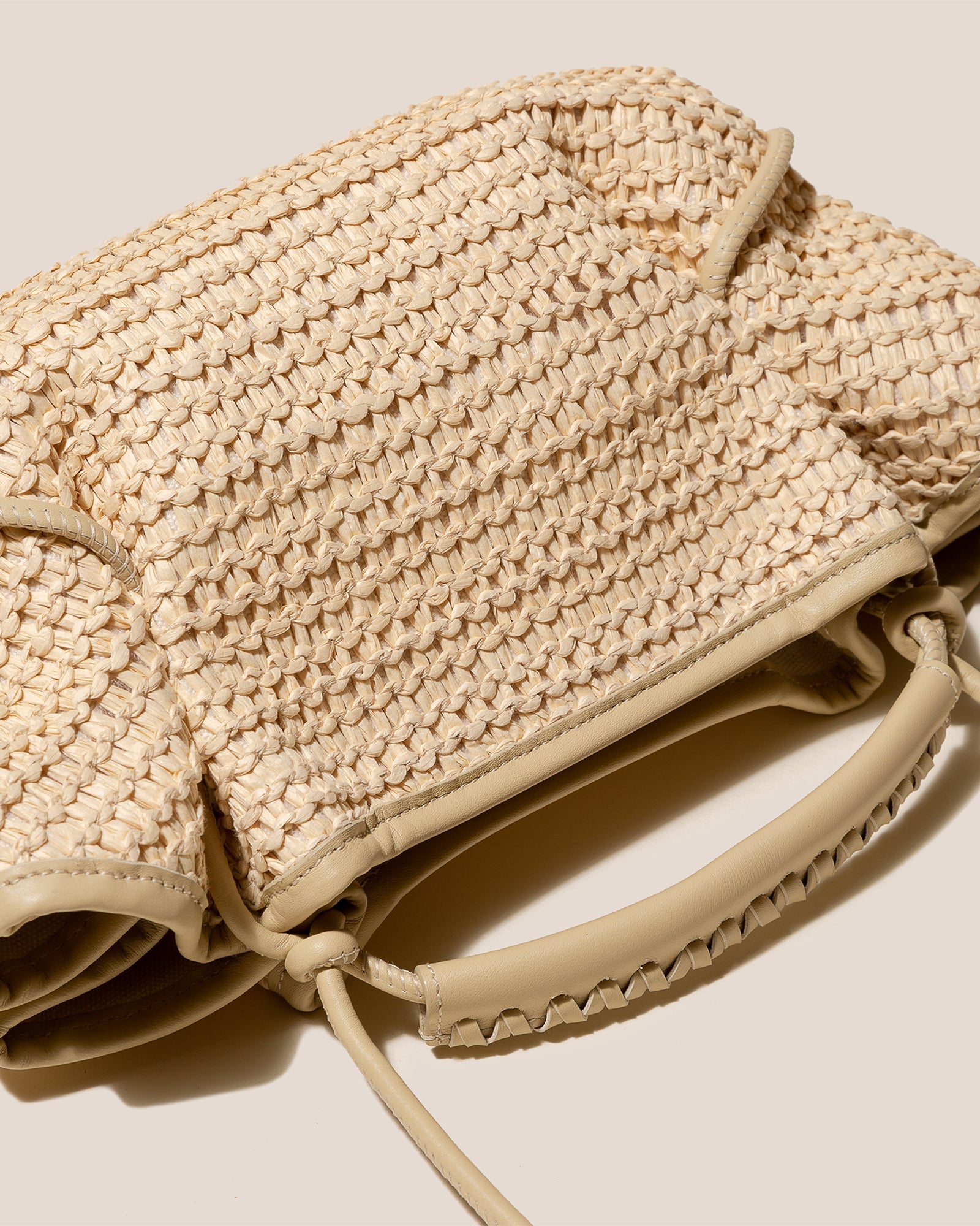 Hereu ARTA MINI RAFFIA - Pleated Crossbody Bag