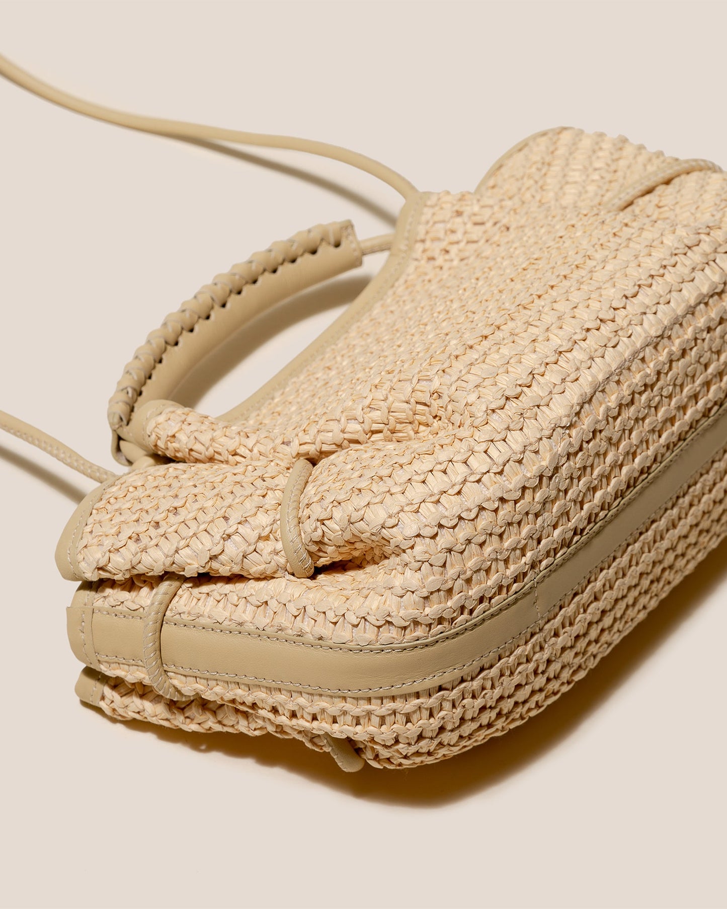 Hereu ARTA MINI RAFFIA - Pleated Crossbody Bag