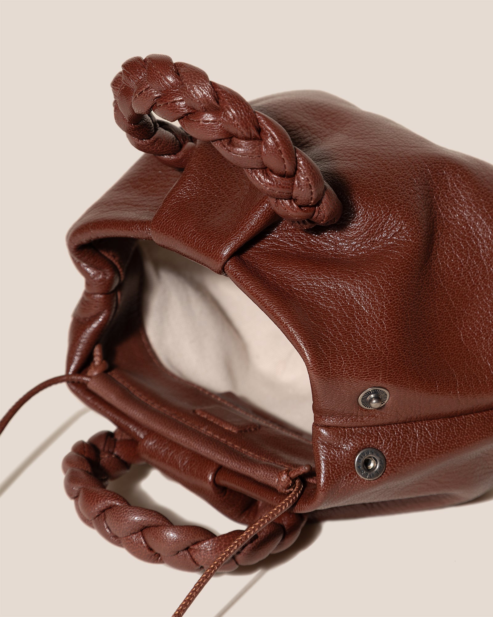 Hereu BOMBON SUPPLE SHINY - Plaited-handle Leather Handbag