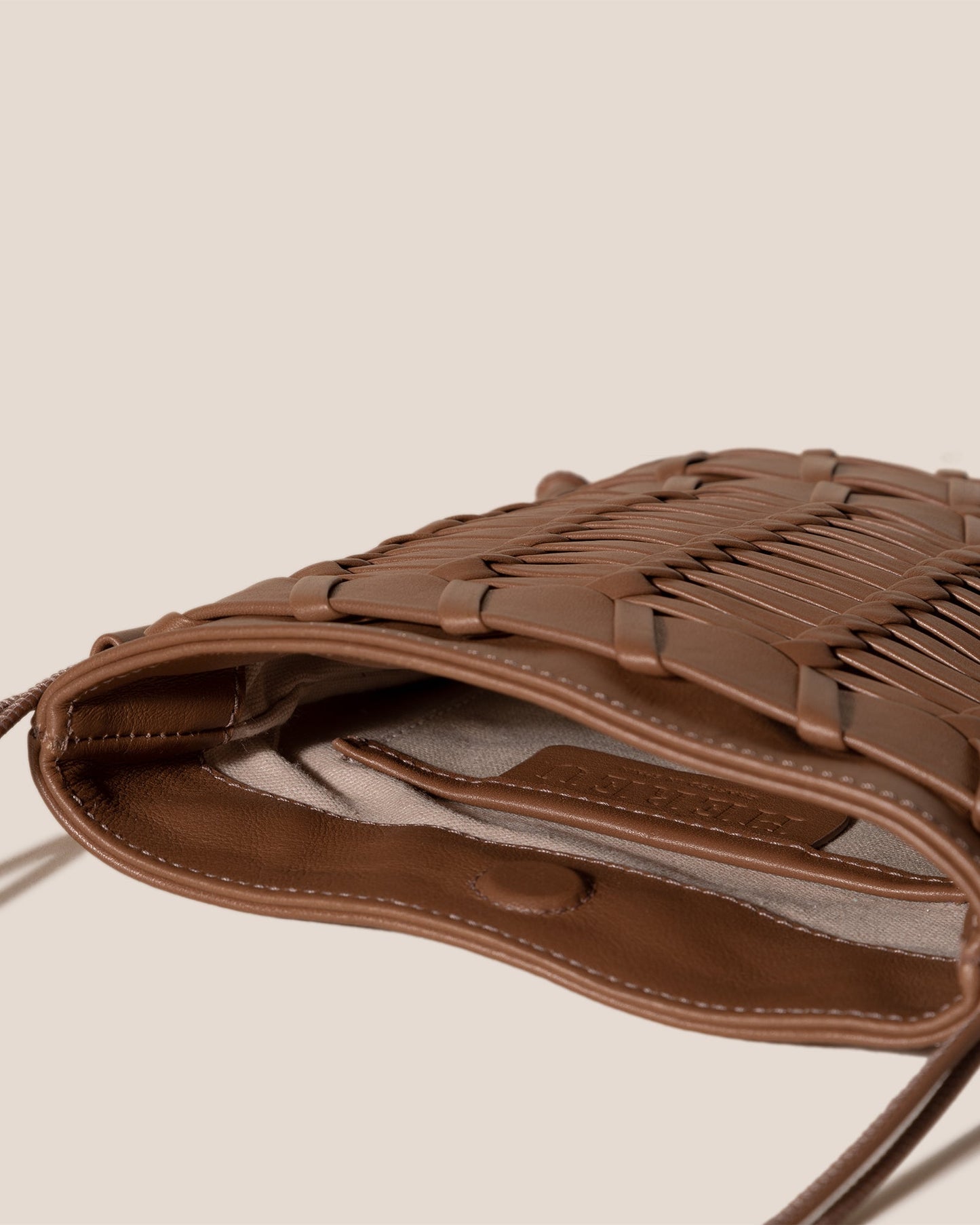 Hereu TRENA - Flat Square Crossbody Bag