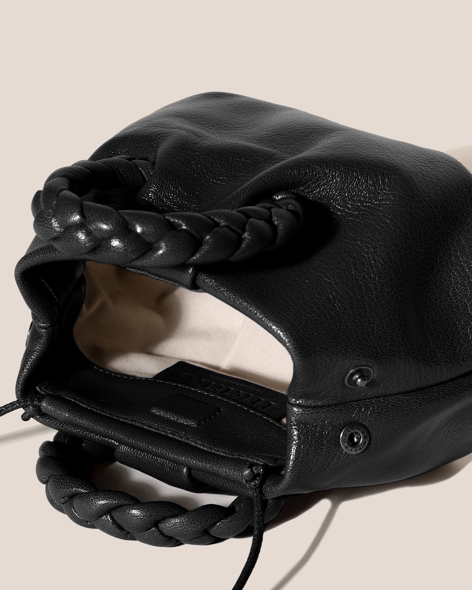Hereu BOMBON SUPPLE SHINY - Plaited-handle Leather Handbag