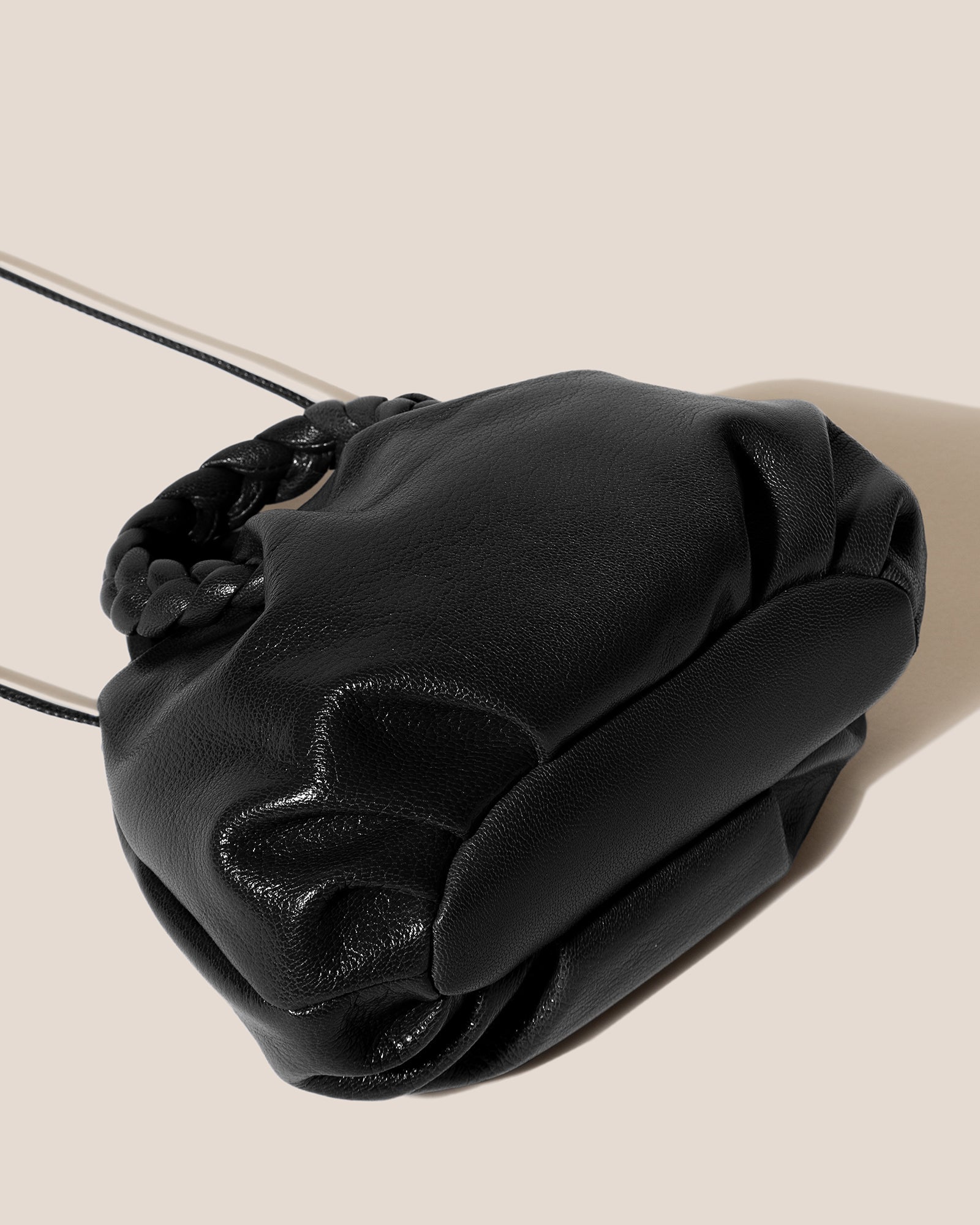 Hereu BOMBON SUPPLE SHINY - Plaited-handle Leather Handbag