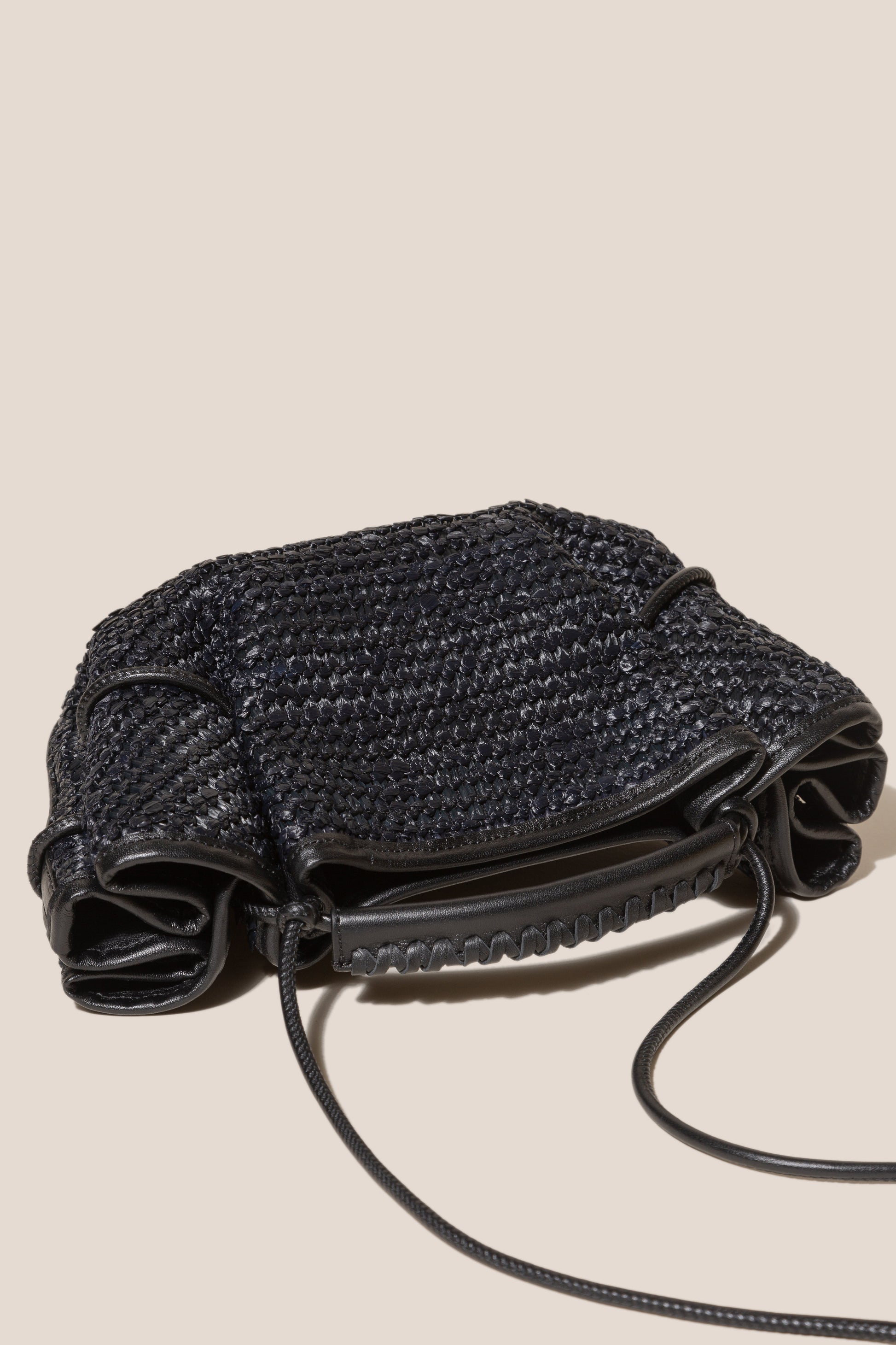 Hereu ARTA MINI RAFFIA - Pleated Crossbody Bag