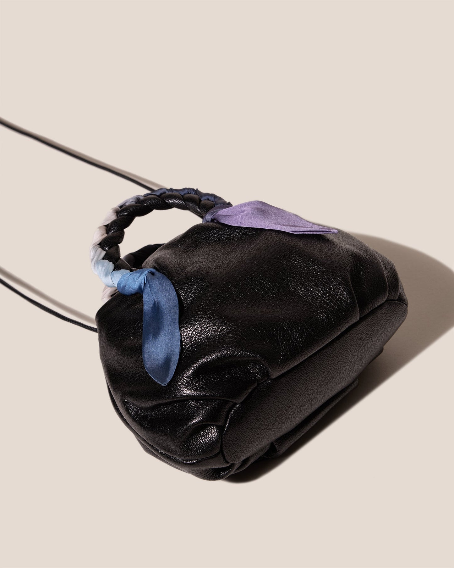 Hereu BOMBON FOULARD - Plaited-handle Leather Handbag