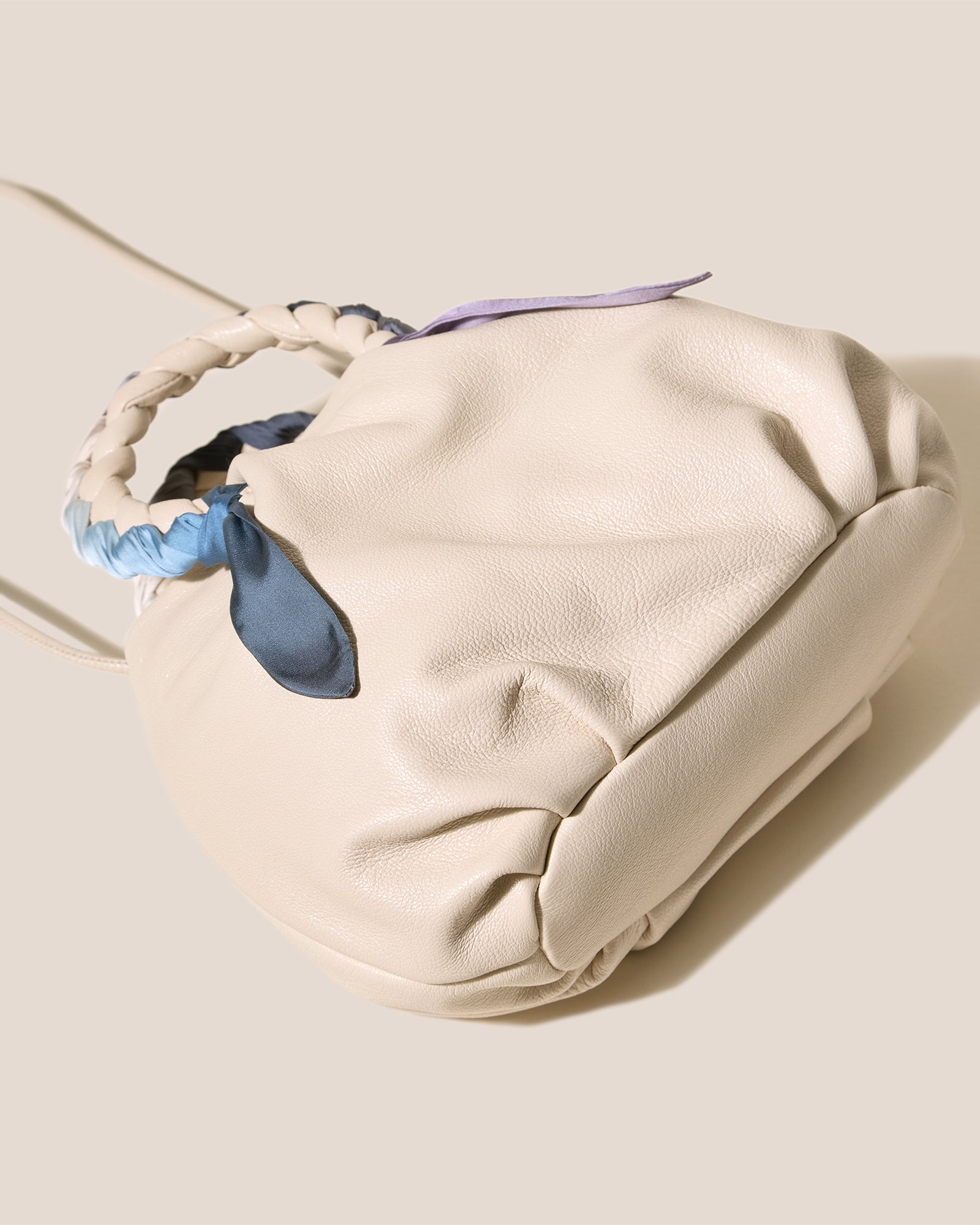 Hereu BOMBON M FOULARD - Medium Plaited-handle Leather Handbag