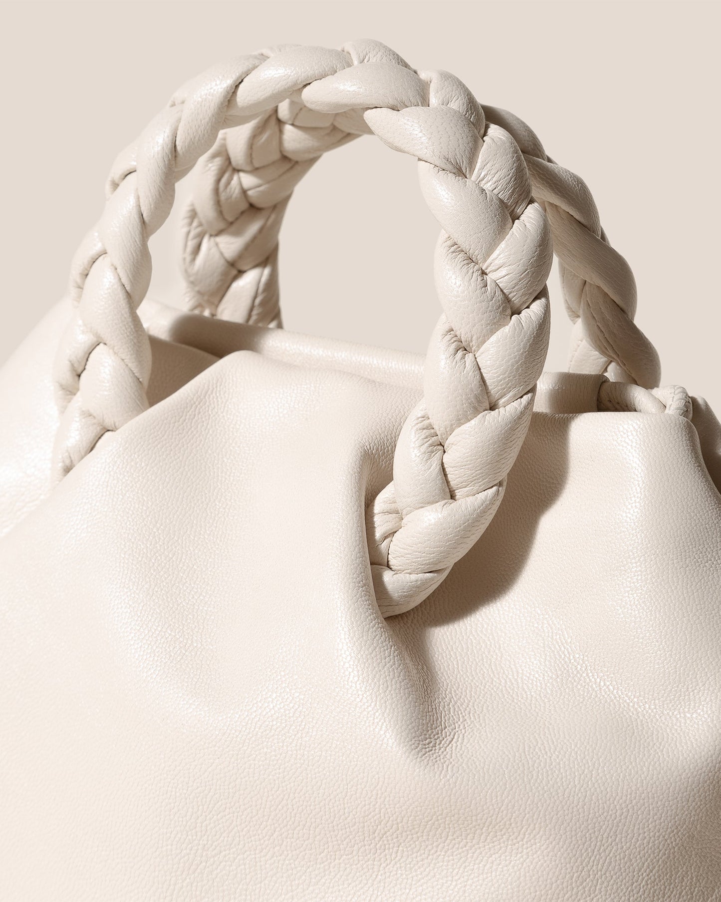 Hereu BOMBON SUPPLE SHINY - Plaited-handle Leather Handbag