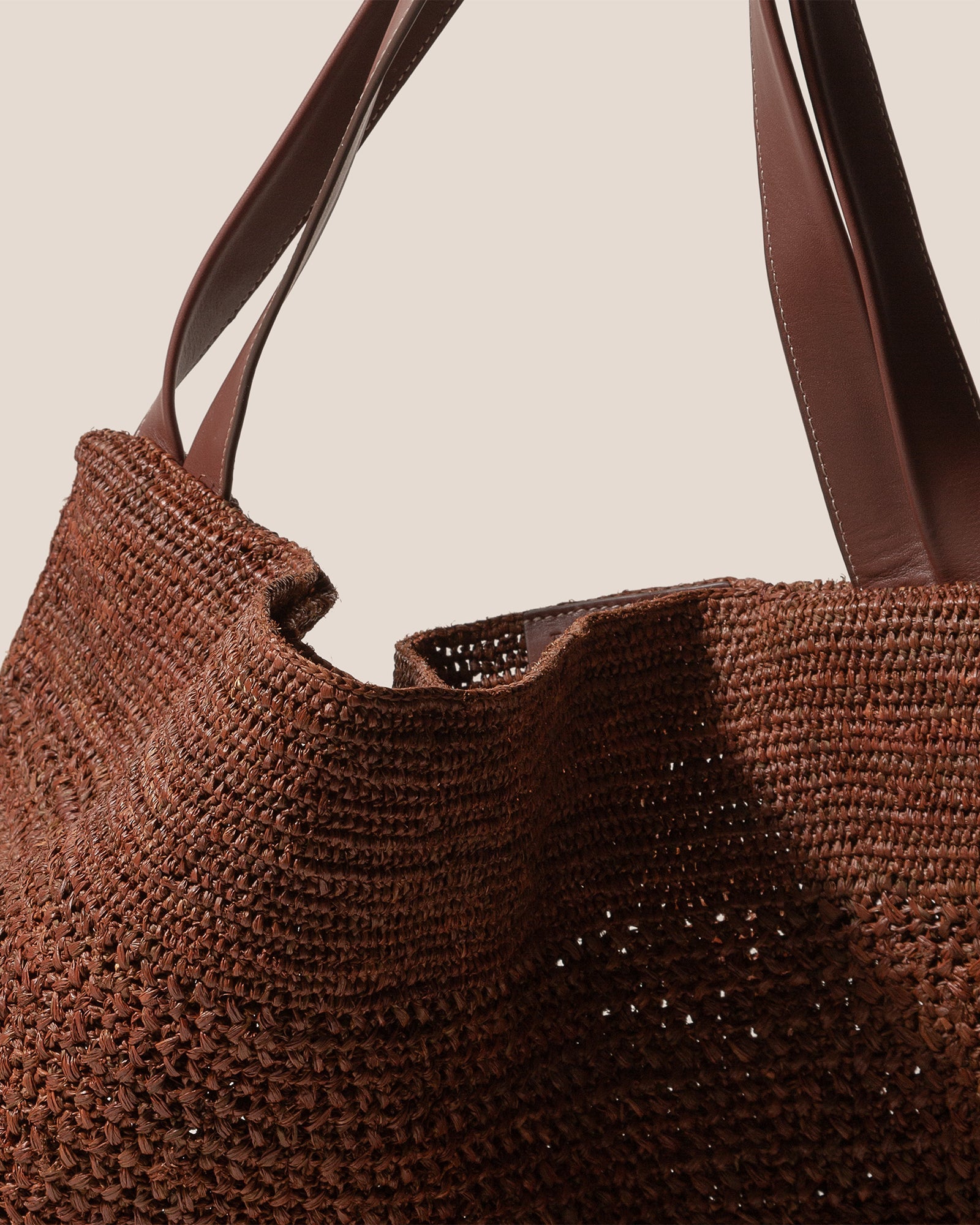 Hereu CADOR - Slouchy Crocheted Raffia Shoulder Bag