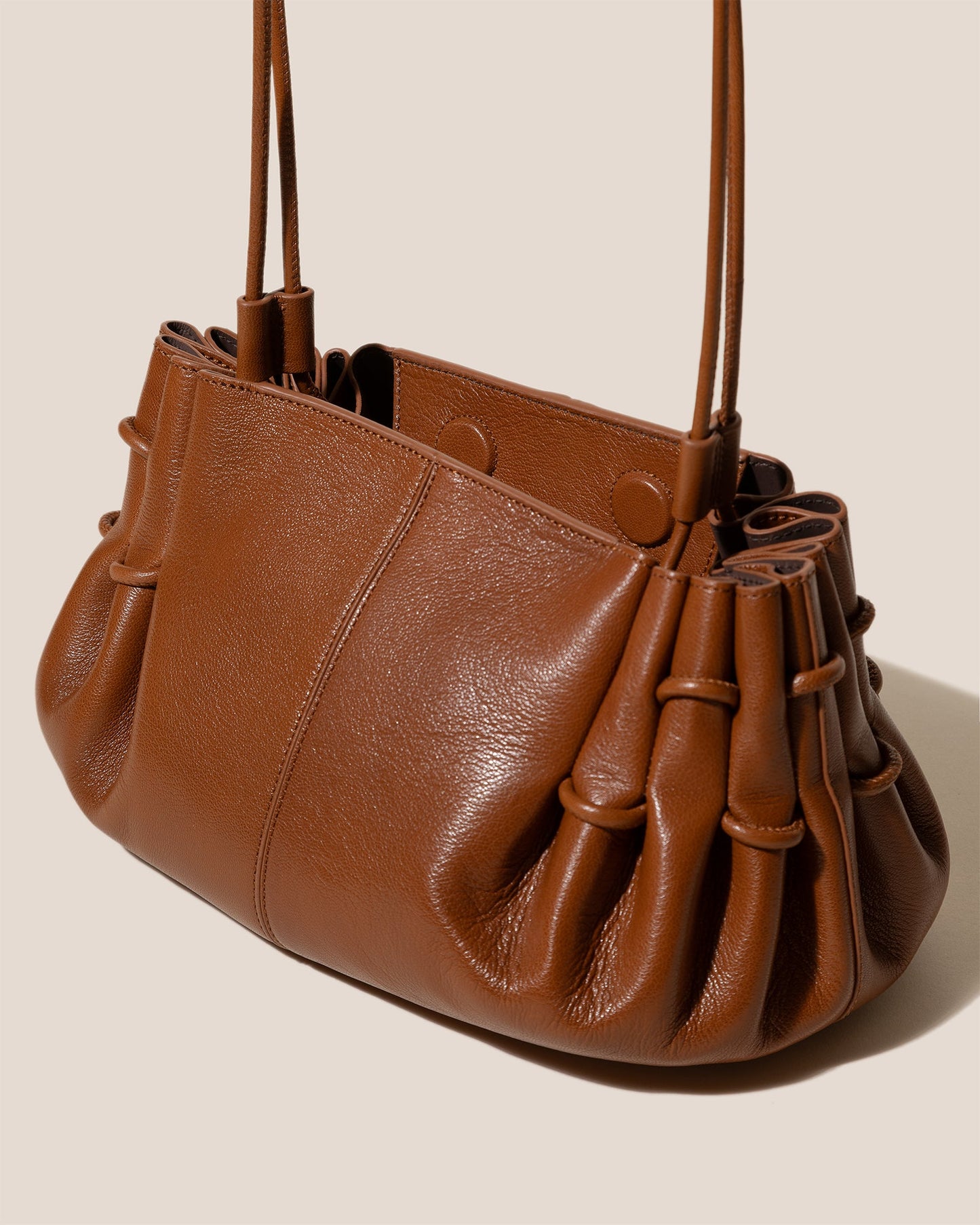 Hereu ARTA - Pleated Shoulder Bag