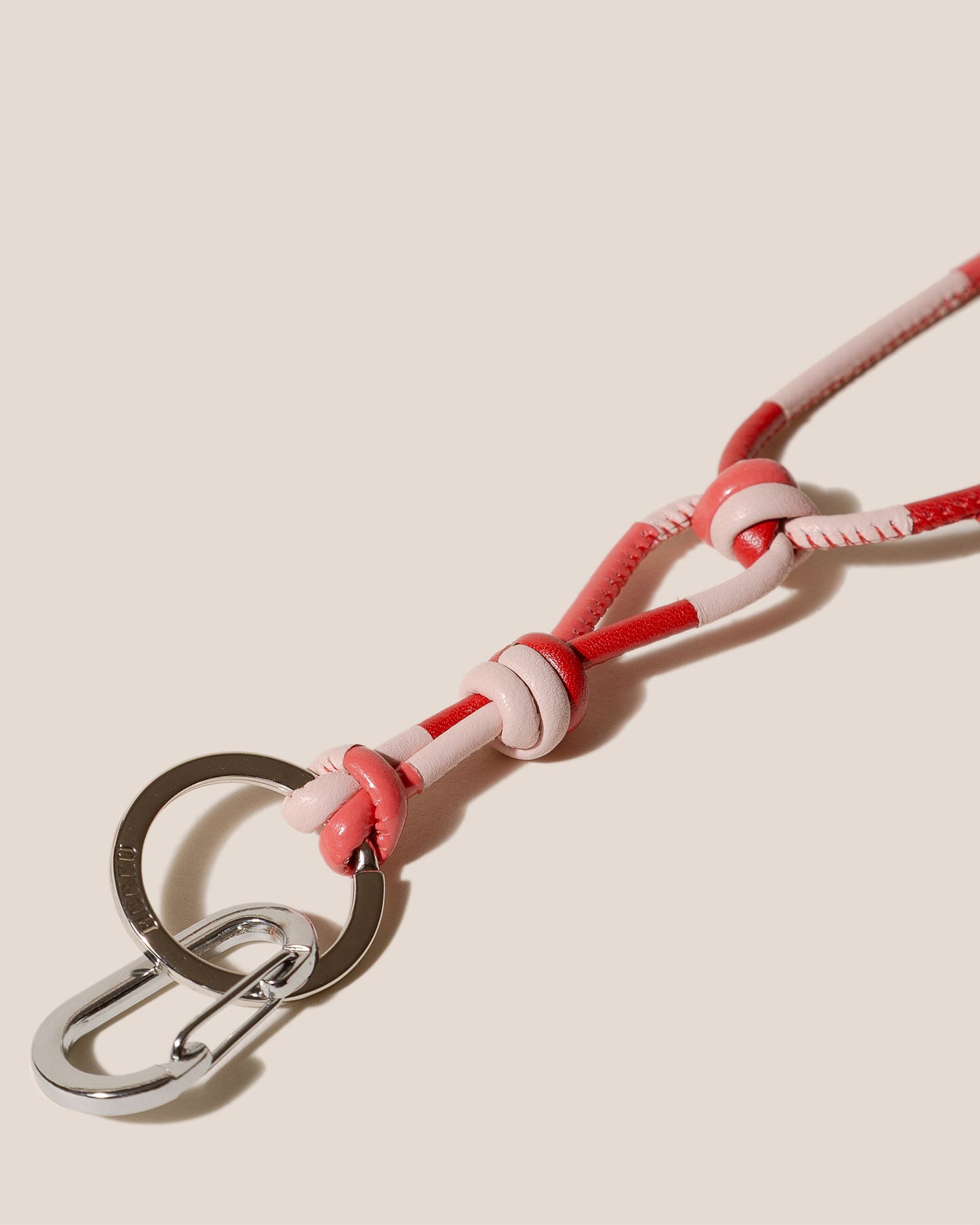 Hereu GERANI KEYCHAIN - Hand-Knotted Patchwork Keychain