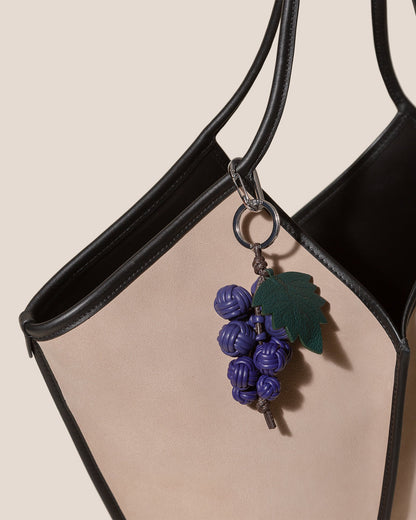 Hereu RAÏM - Hand-Knotted Grapes Leather Key Holder