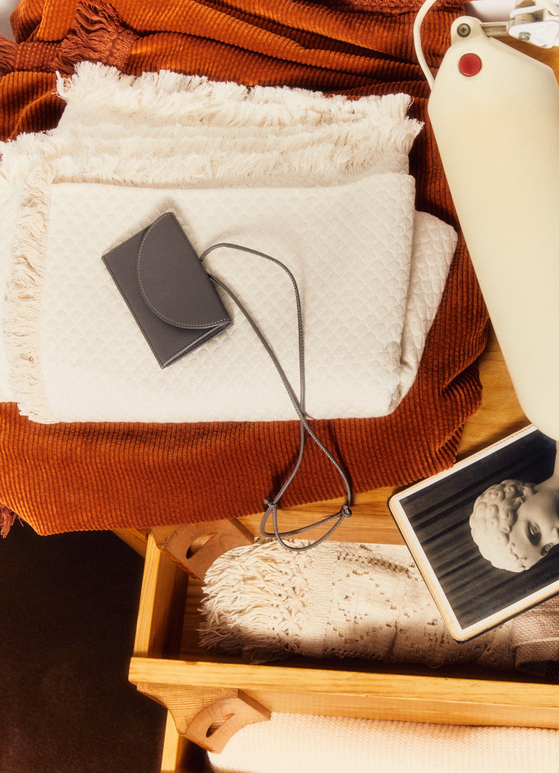 Hereu PENJAT - Leather Wallet with Strap