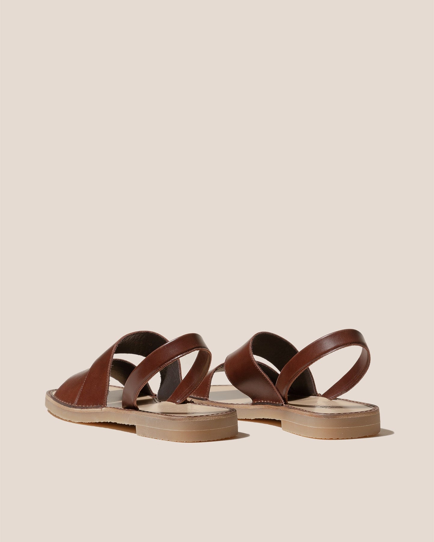Hereu ALOC RUBBER - Asymmetrical Sandal