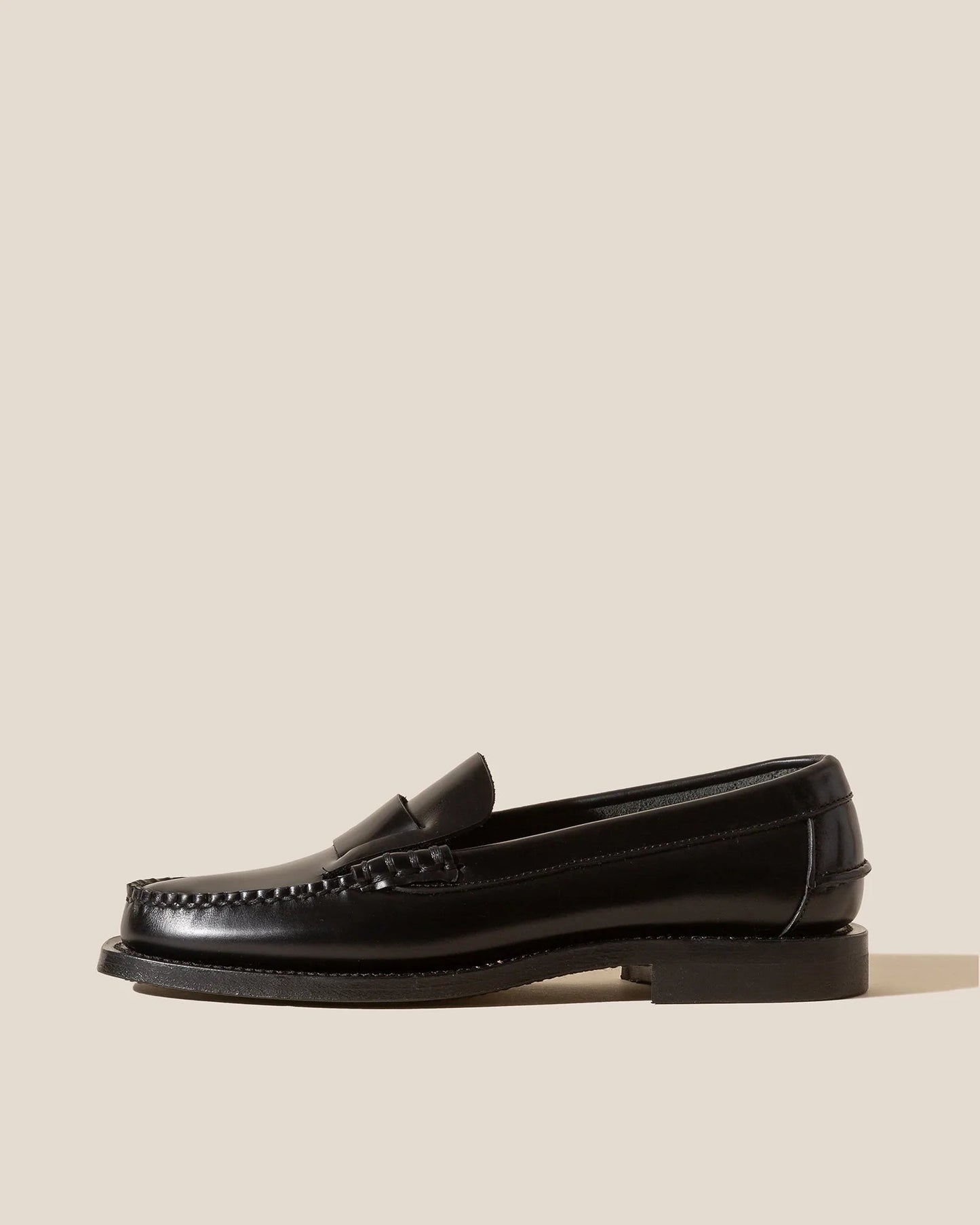 Hereu SINEU - Interlaced Detail Slip-On Loafer