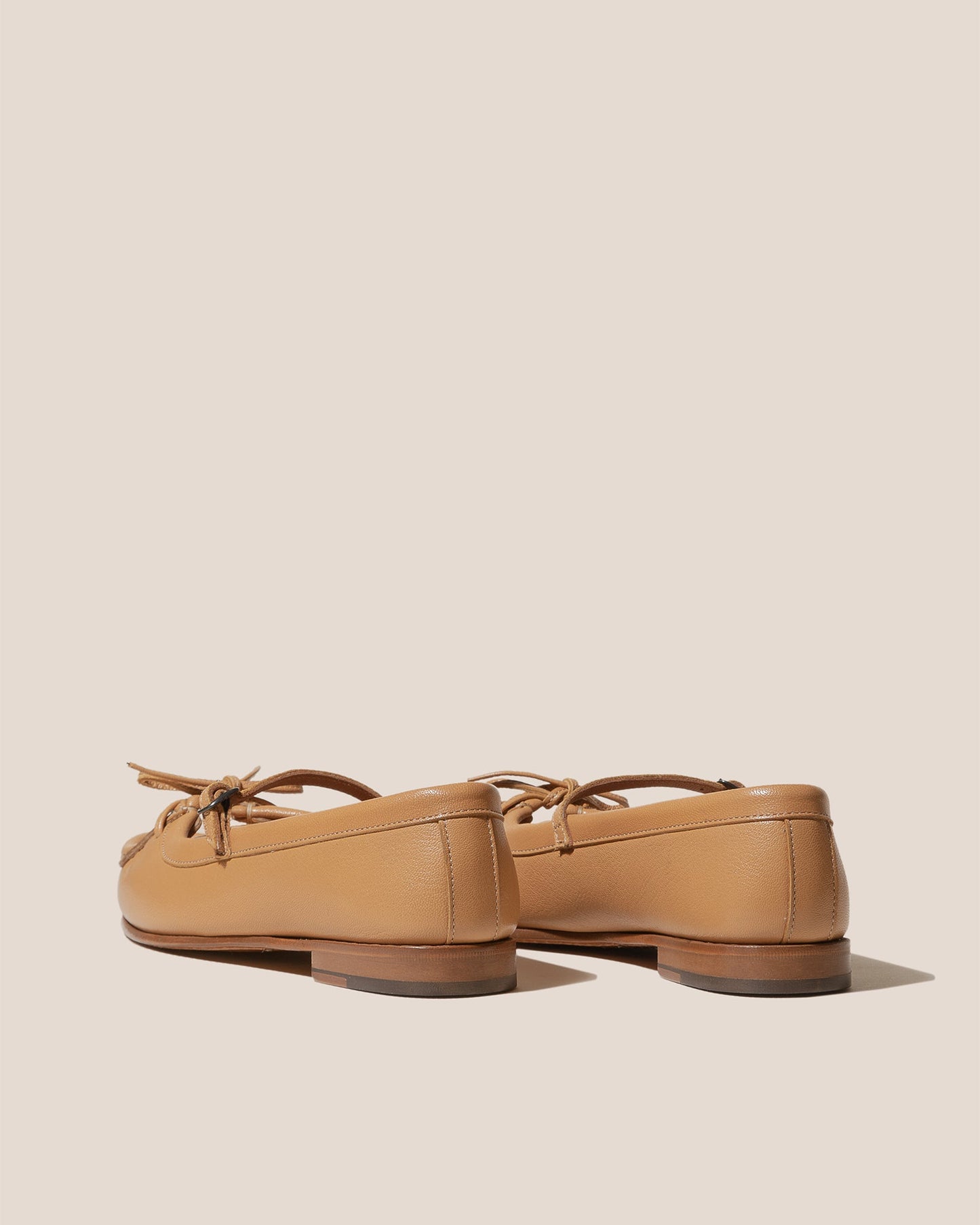 Hereu ROSES SUPPLE SHINY - Bound Moccasin Mary Jane