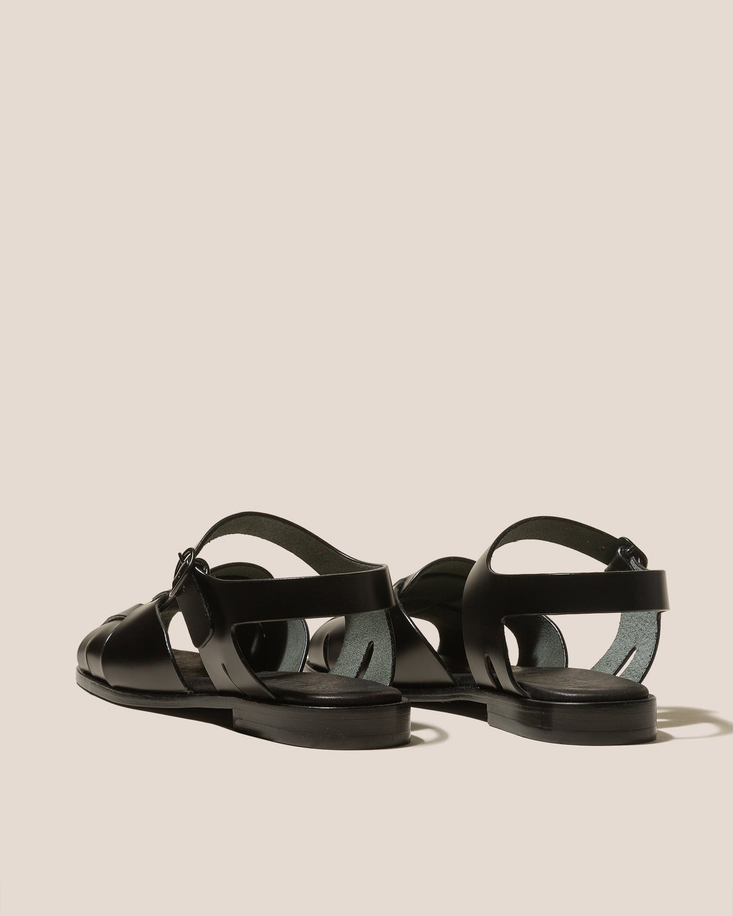 Hereu PEDRA - Squared Closed-Toe Fisherman Sandal