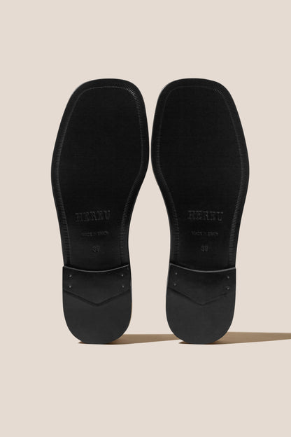 Hereu PEDRA - Squared Closed-Toe Fisherman Sandal