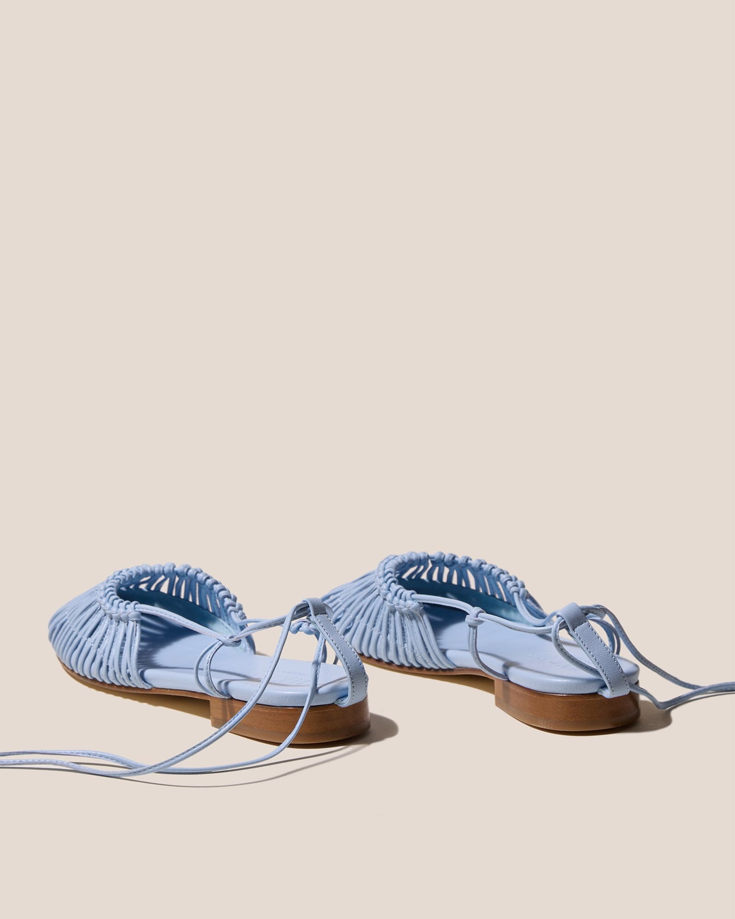 Hereu MANTERA - Round-Toe Knotted Sandal