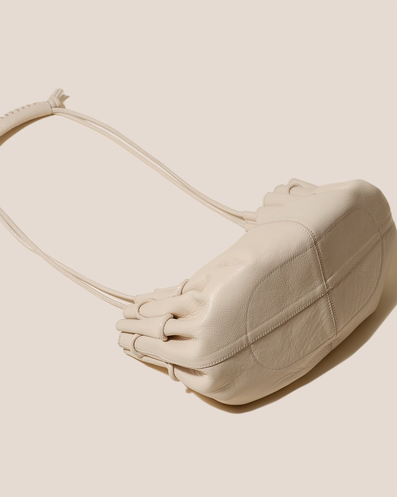 Hereu ARTA - Pleated Shoulder Bag